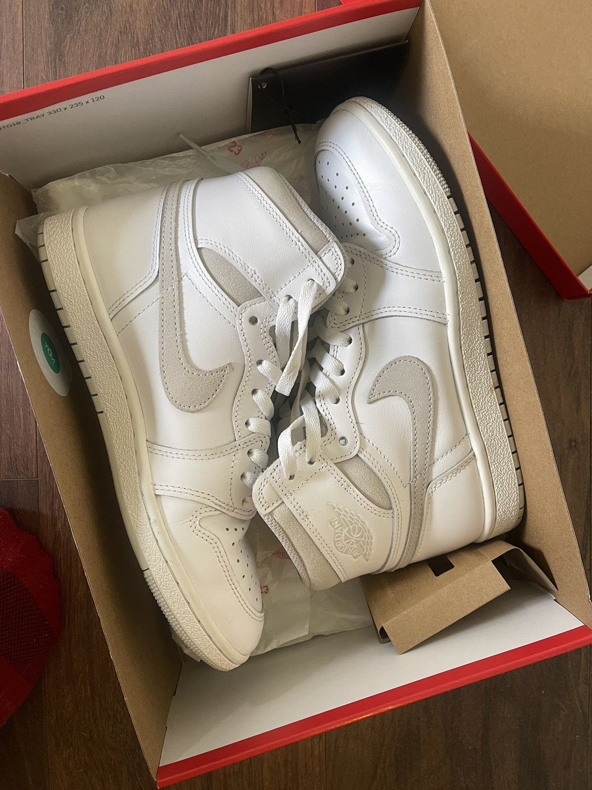 image of Jordan Nike Air Jordan 1 Hi 85 Neutral Grey Size 8 Shoes in White, Men's