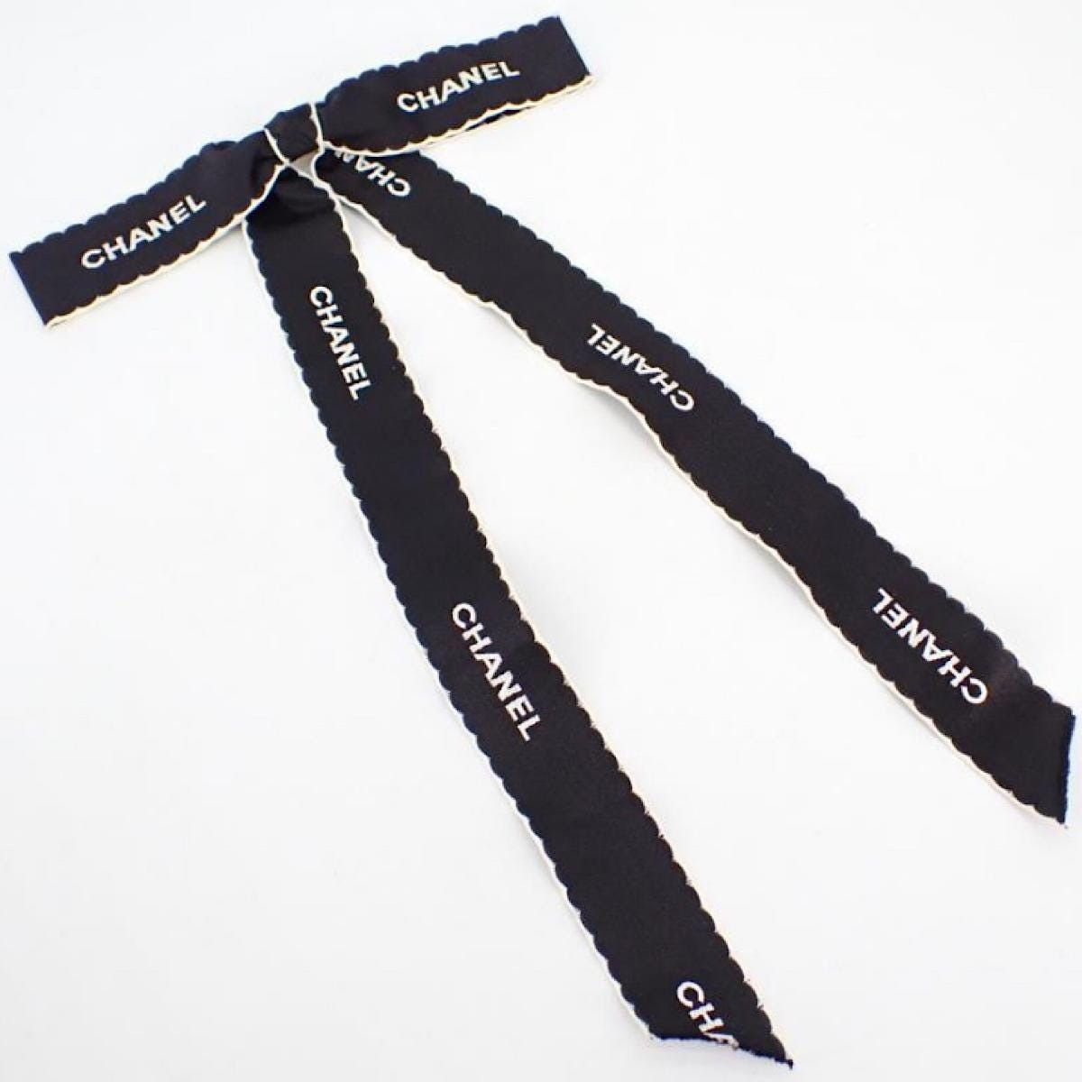 Chanel Vintage CHANEL black and white bow brooch in satin ribbon Size ONE SIZE - 1 Thumbnail