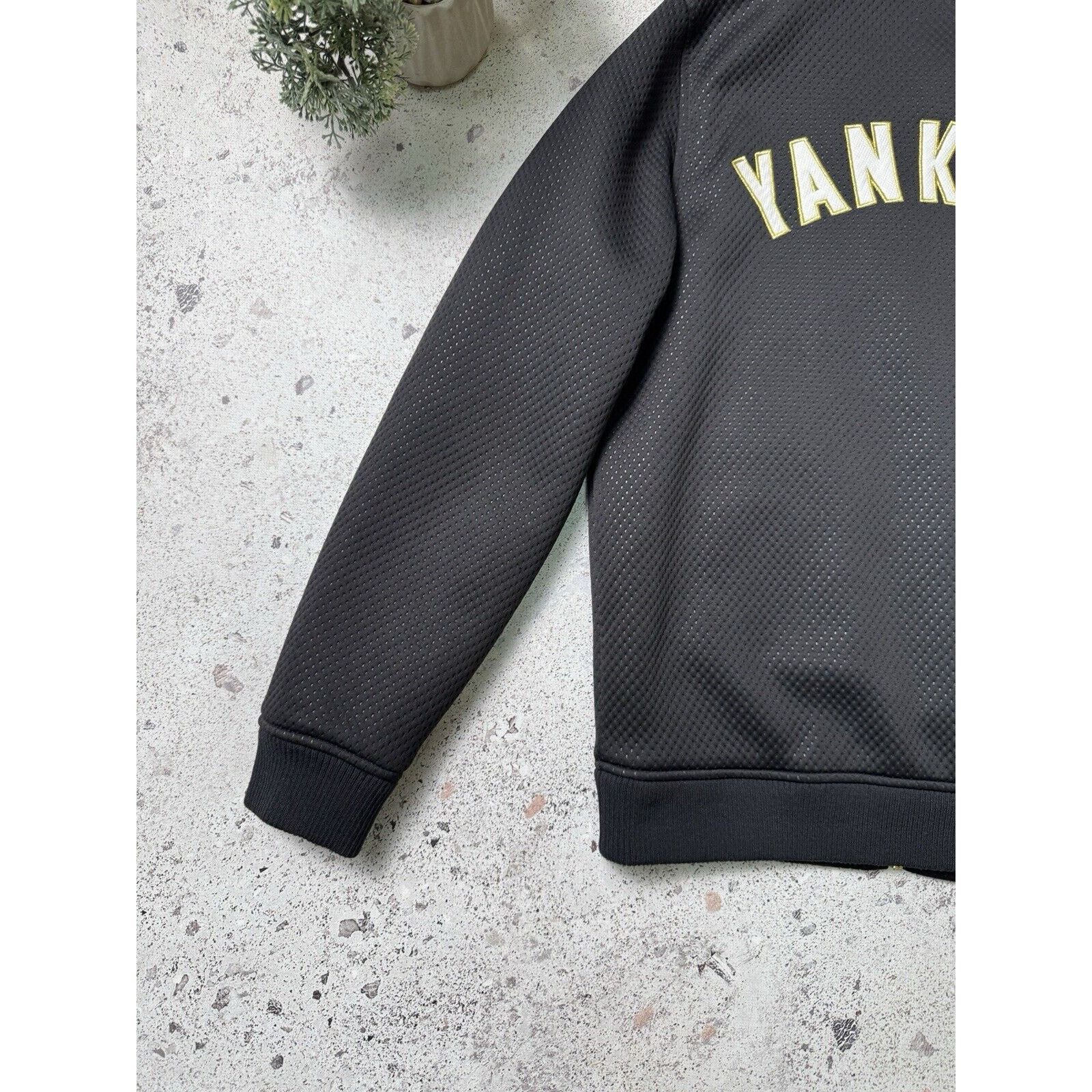 Vintage Majestic New York Yankees Bomber Jcaket Size S Black