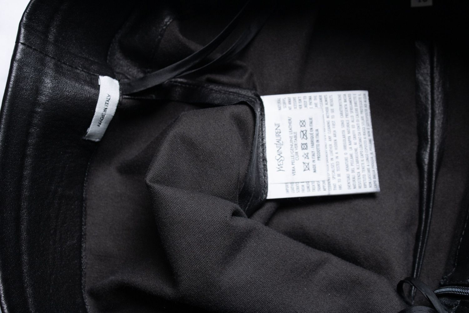 Yves Saint Laurent Yves Saint Laurent, leather trousers in black Size 28" / US 6 / IT 42 - 8 Thumbnail