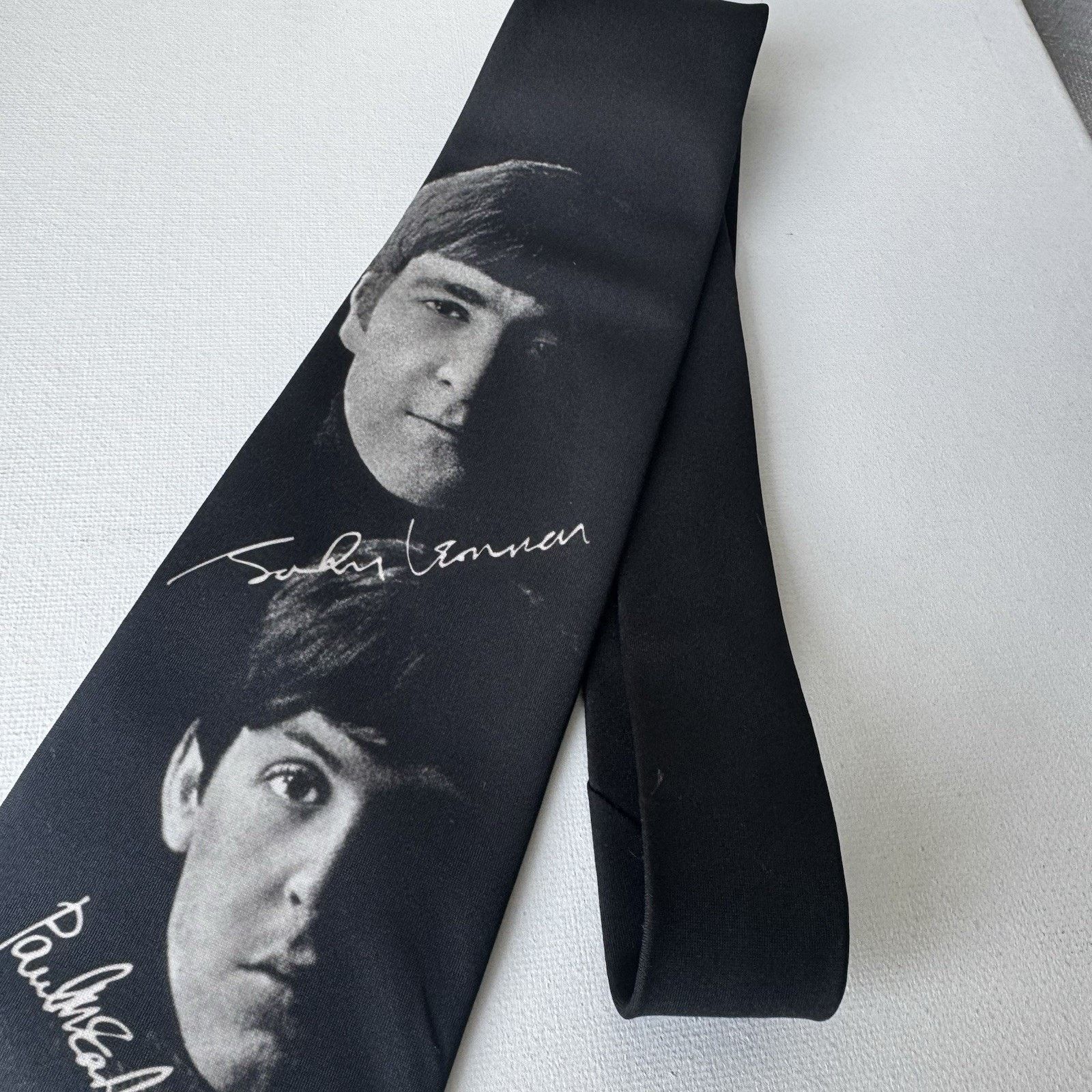 Ralph Marlin Ralph Marlin x The Beatles “Signatures” Tie — Vintage 1990s Size ONE SIZE - 4 Thumbnail