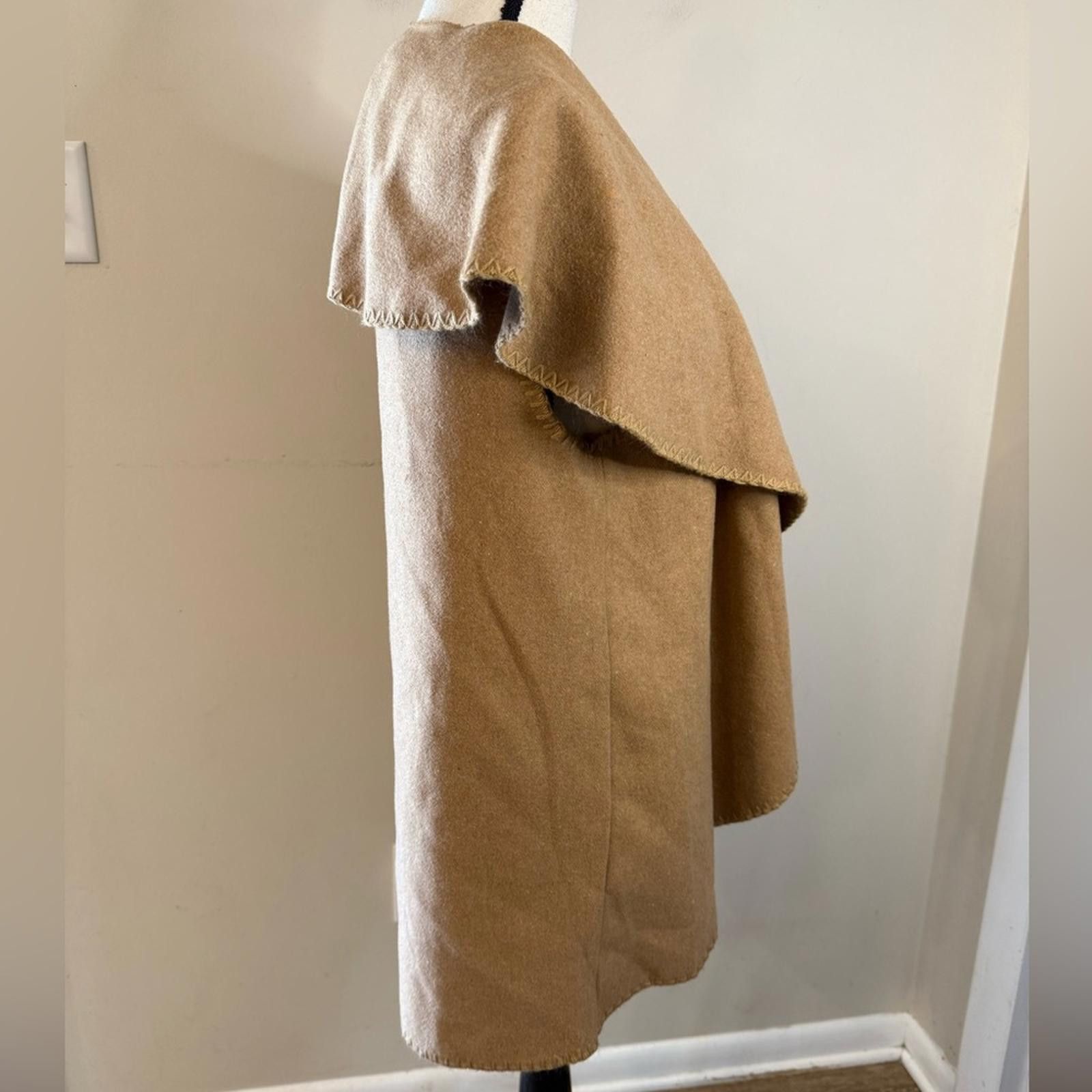 Other Mud Pie tan sleeveless wool blend cardigan one size Size ONE SIZE - 2 Thumbnail