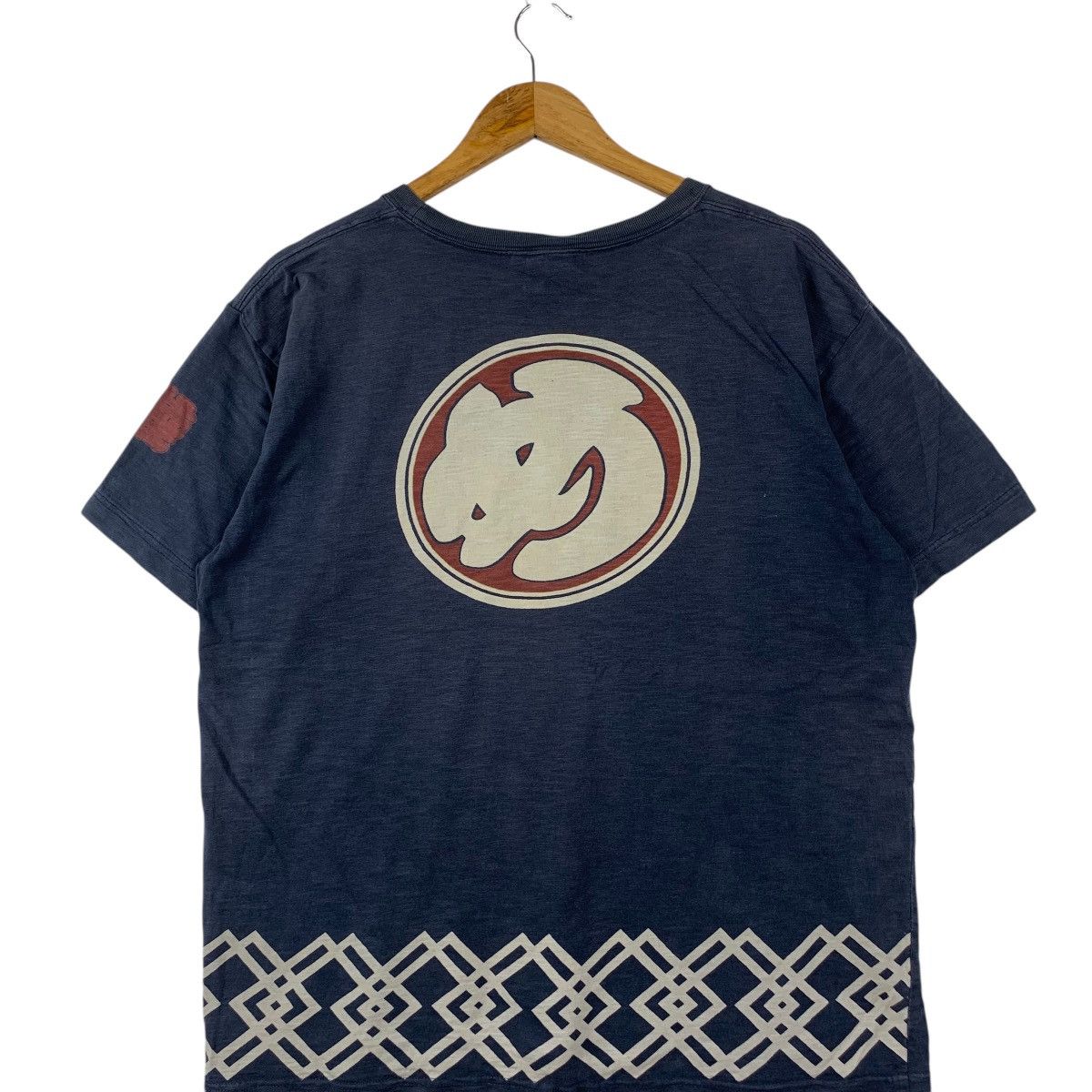 Vintage Vintage JAPAN TRADITIONAL SUKAJAN Natural Indigo Tee Shirt Size L / US 10 / IT 46 - 7 Thumbnail
