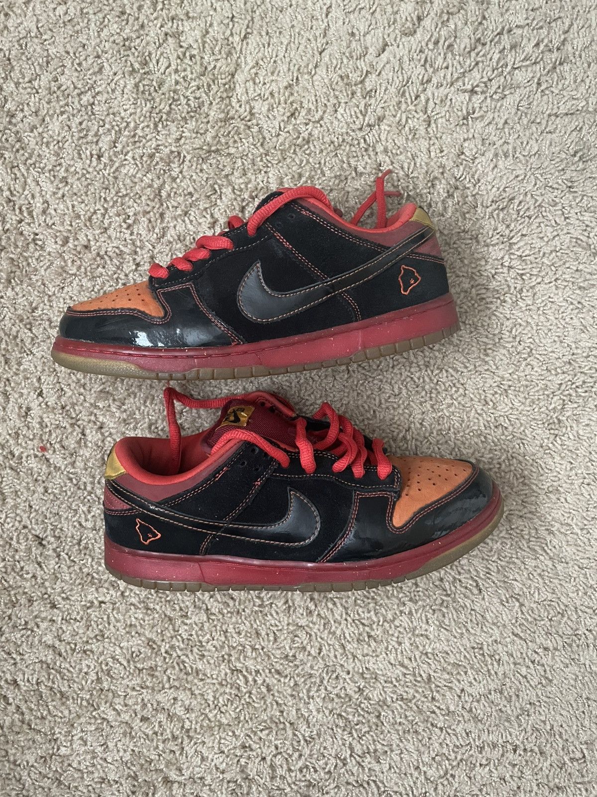 Nike SB Nike SB Dunk Hawaii Size US 8.5 / EU 41-42 - 1 Thumbnail