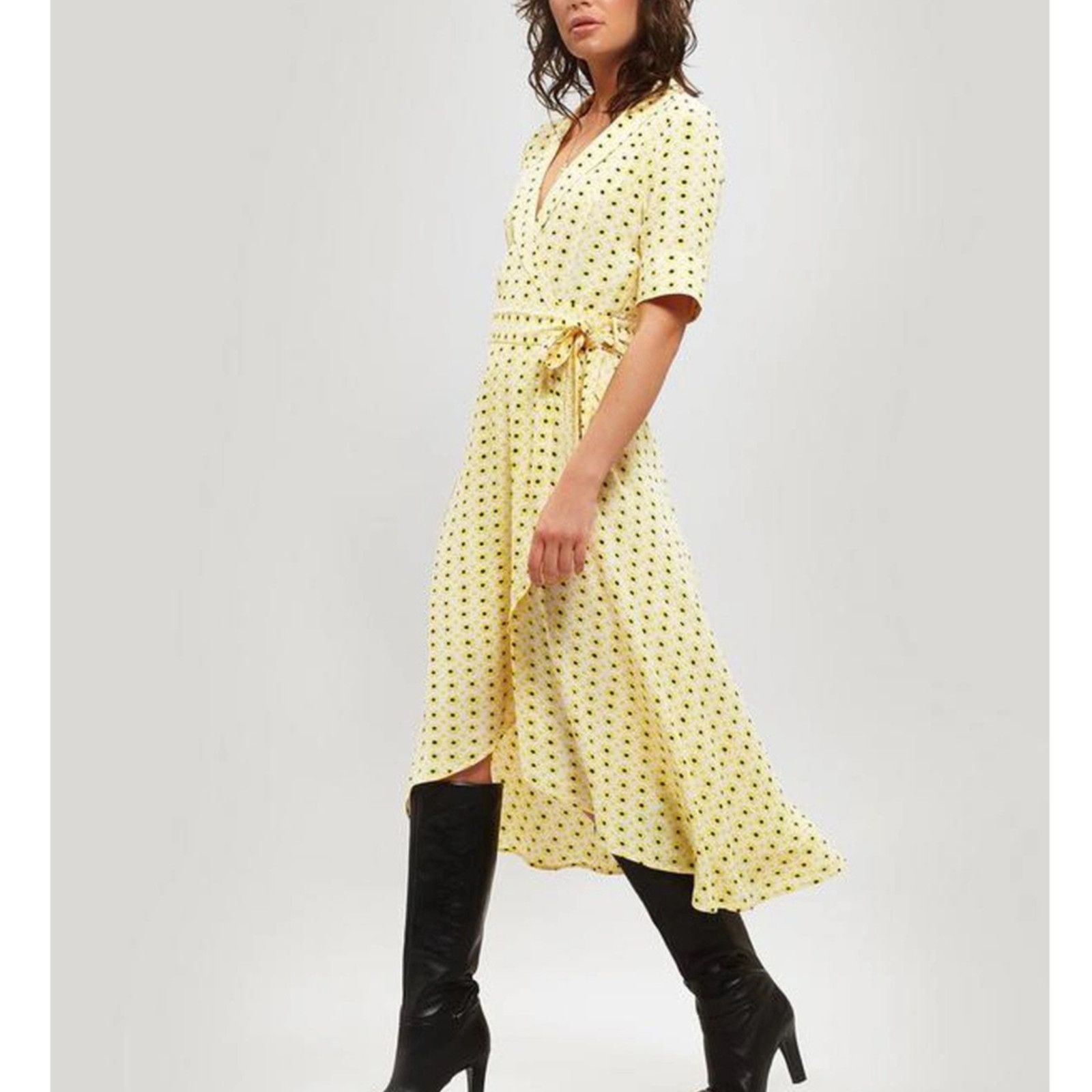 Ganni Ganni Sunflower Polkadot Wrap Dress Pippa Middleton 36 US 4 Size S / US 4 / IT 40 - 1 Thumbnail