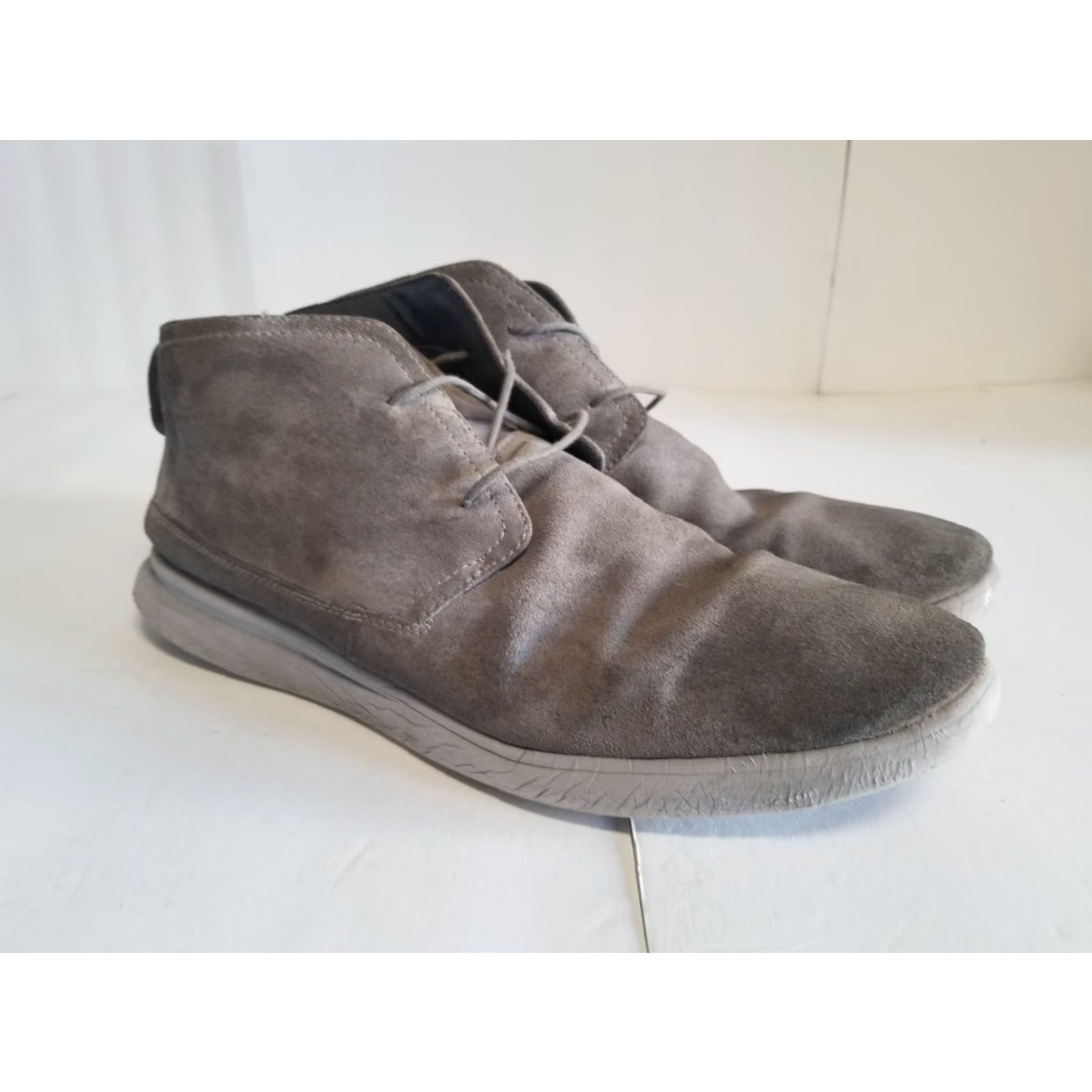 johnnie-O johnnie-O The Chill Chukka Boots Mens Size 13 M Gray Suede Size US 13 / EU 46 - 2 Thumbnail