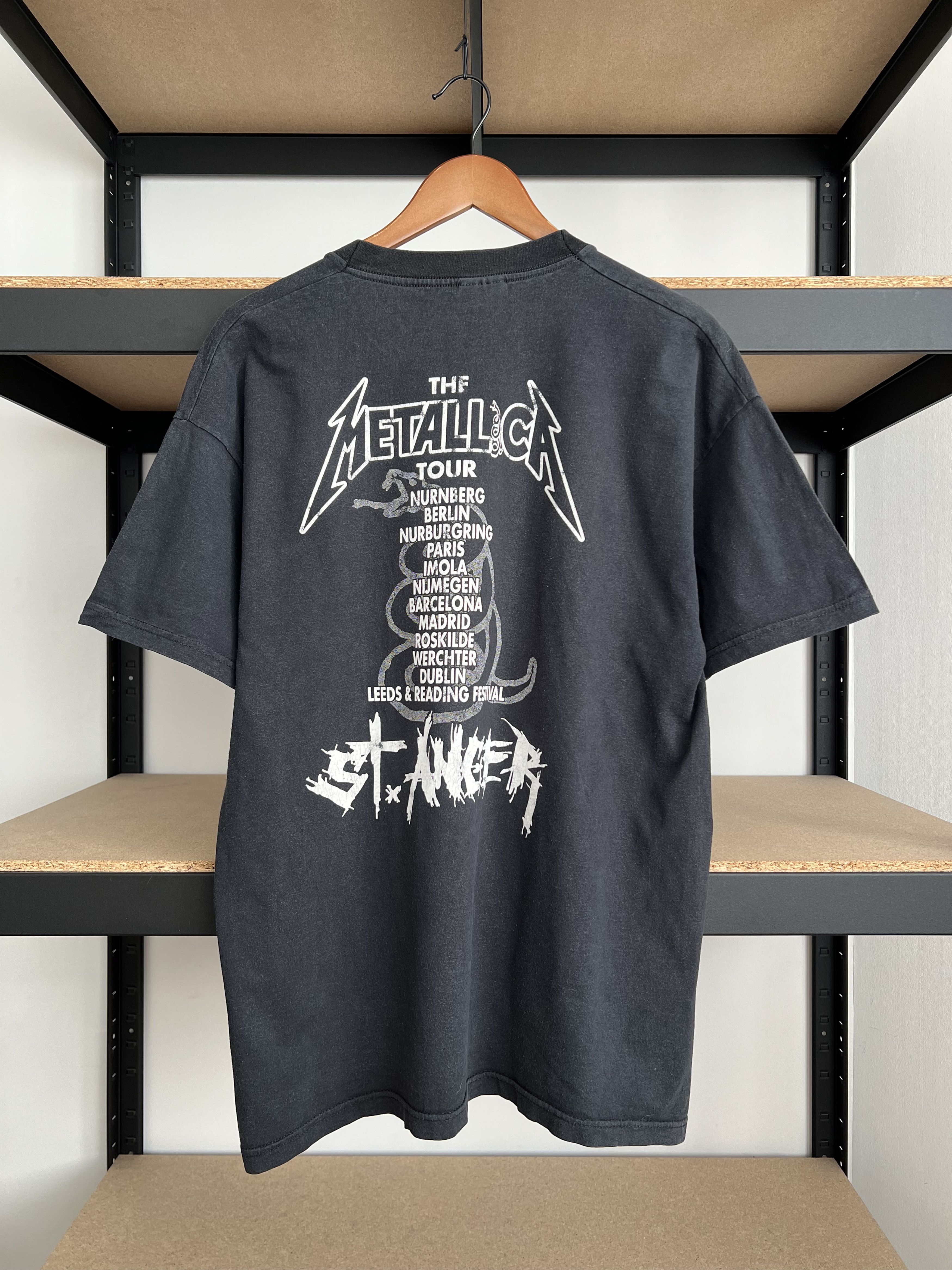 Band Tees Vintage 2000s Metallica St. Anger Tour Black T-shirt Size US L / EU 52-54 / 3 - 2 Thumbnail