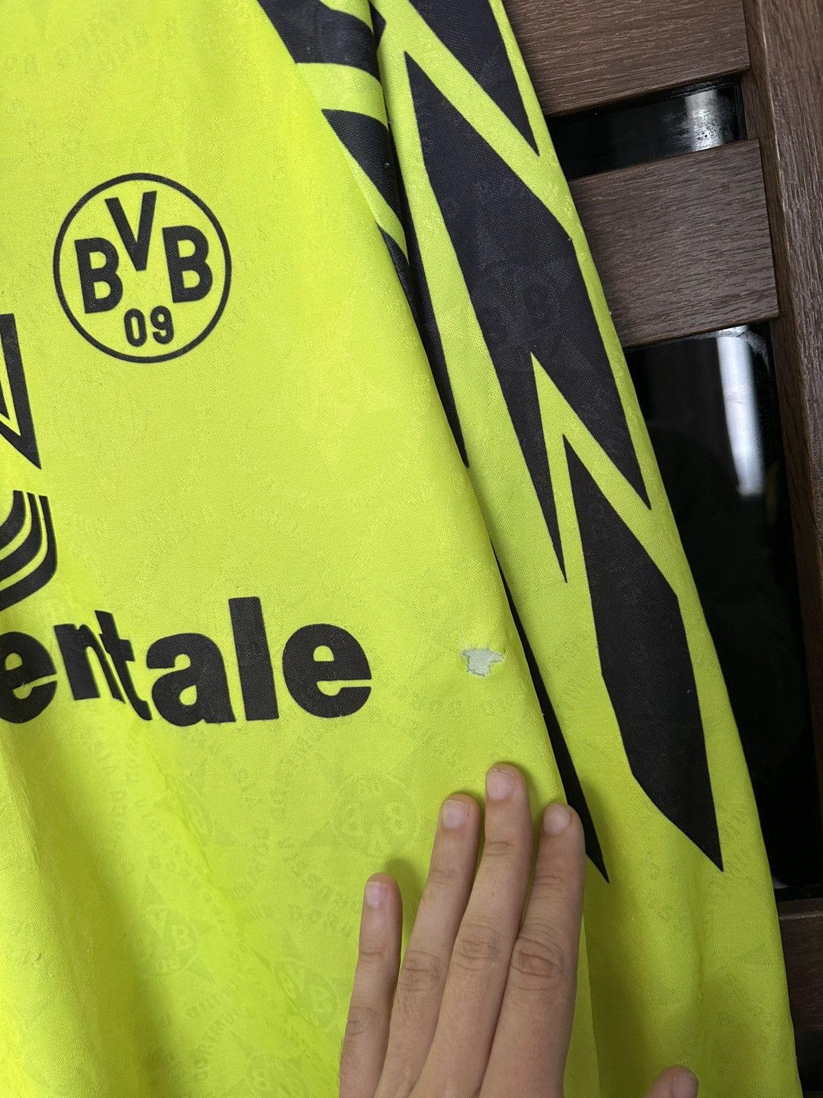Nike 1994/1995 Nike Borussia Dortmund Vintage Long Sleeve Jersey Size US M / EU 48-50 / 2 - 12 Thumbnail