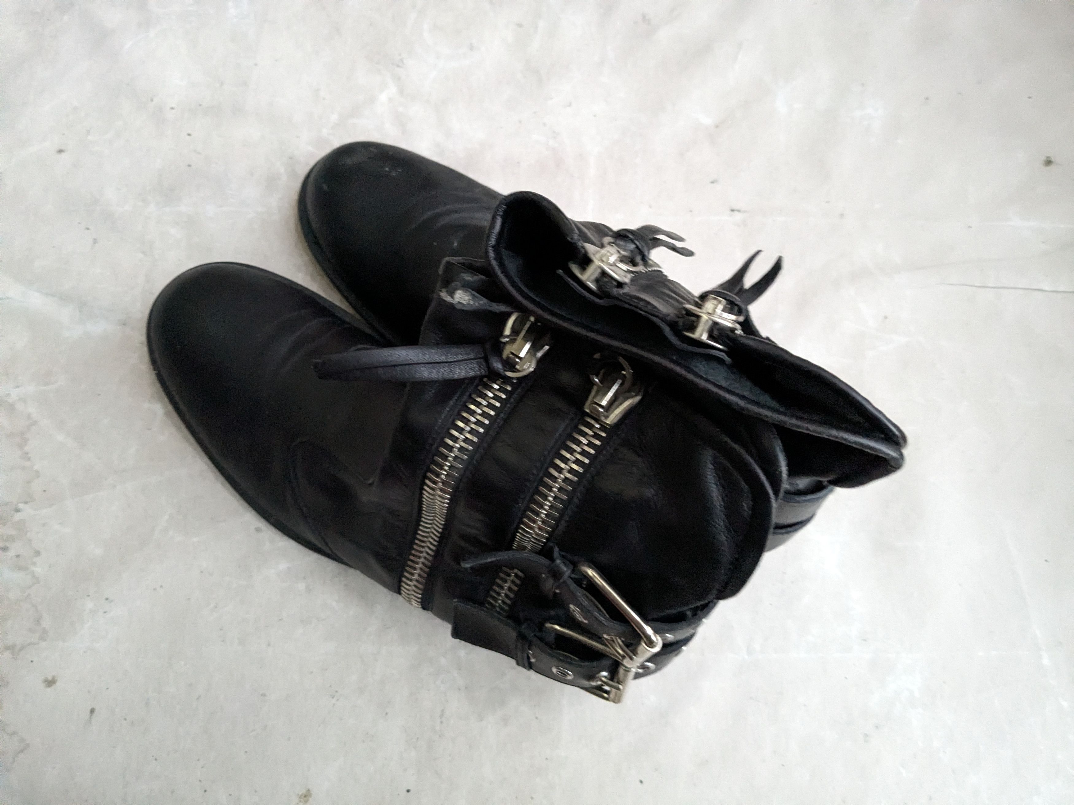 Giuseppe Zanotti Giuseppe Zanotti Side Zip Boots Black 10 43 Leather Size US 10 / EU 43 - 13 Thumbnail