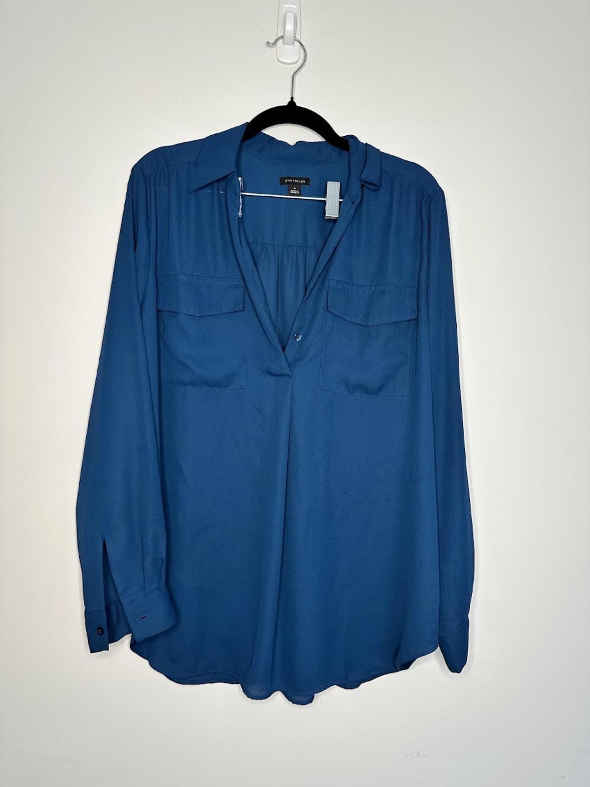 Ann Taylor Ann Taylor Camp Shirt - Sz. M Size M / US 6-8 / IT 42-44 - 2 Thumbnail