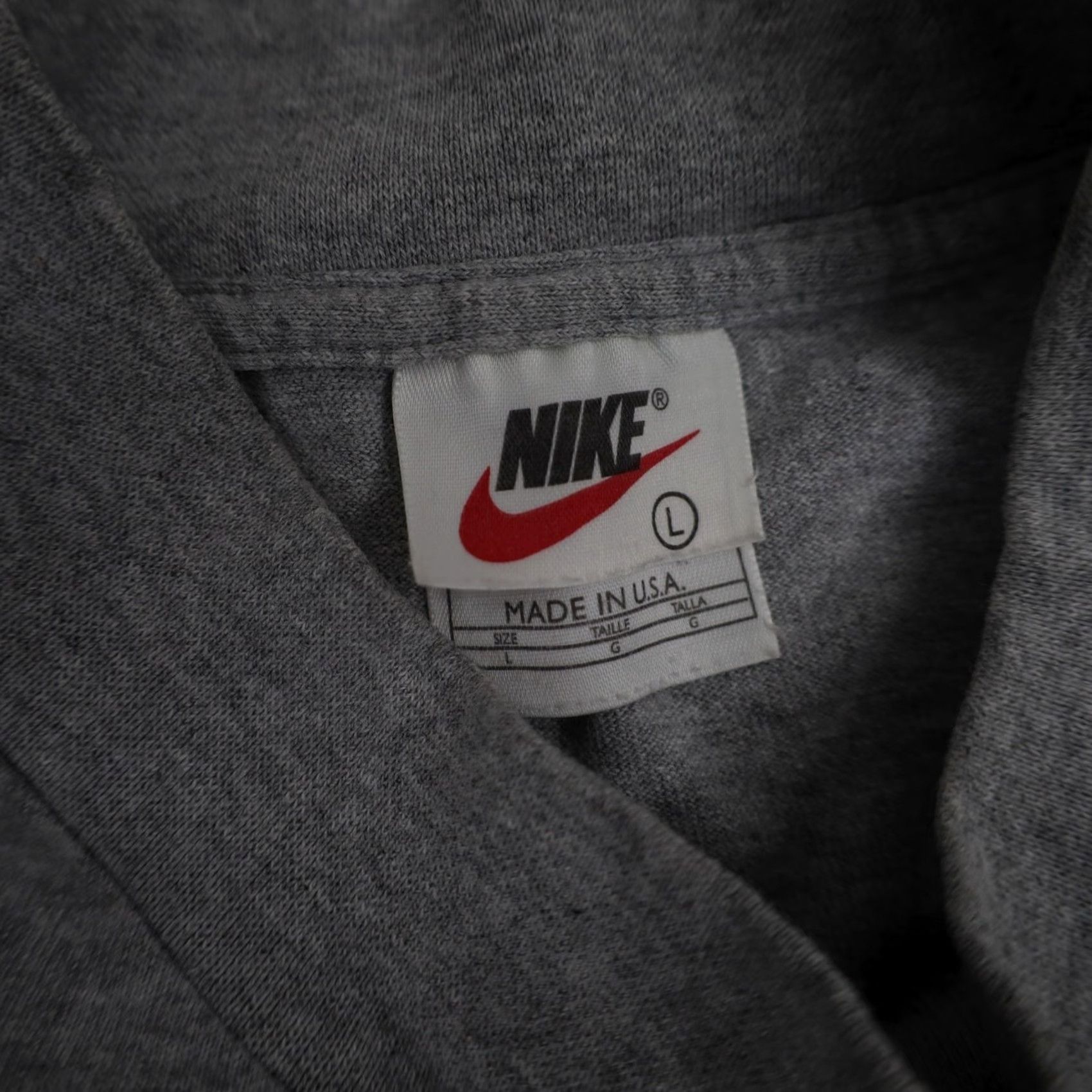 Nike VINTAGE Nike Mens Large Mini Swoosh Moc Neck Long Sleeve T Shirt Gray Size US L / EU 52-54 / 3 - 4 Thumbnail