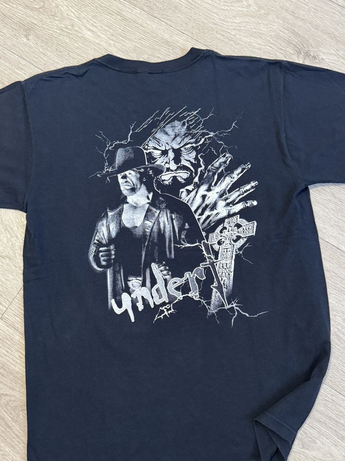 WWE 🔷Vintage WWE The Undertaker T-shirt🔷 Size US M / EU 48-50 / 2 - 4 Thumbnail