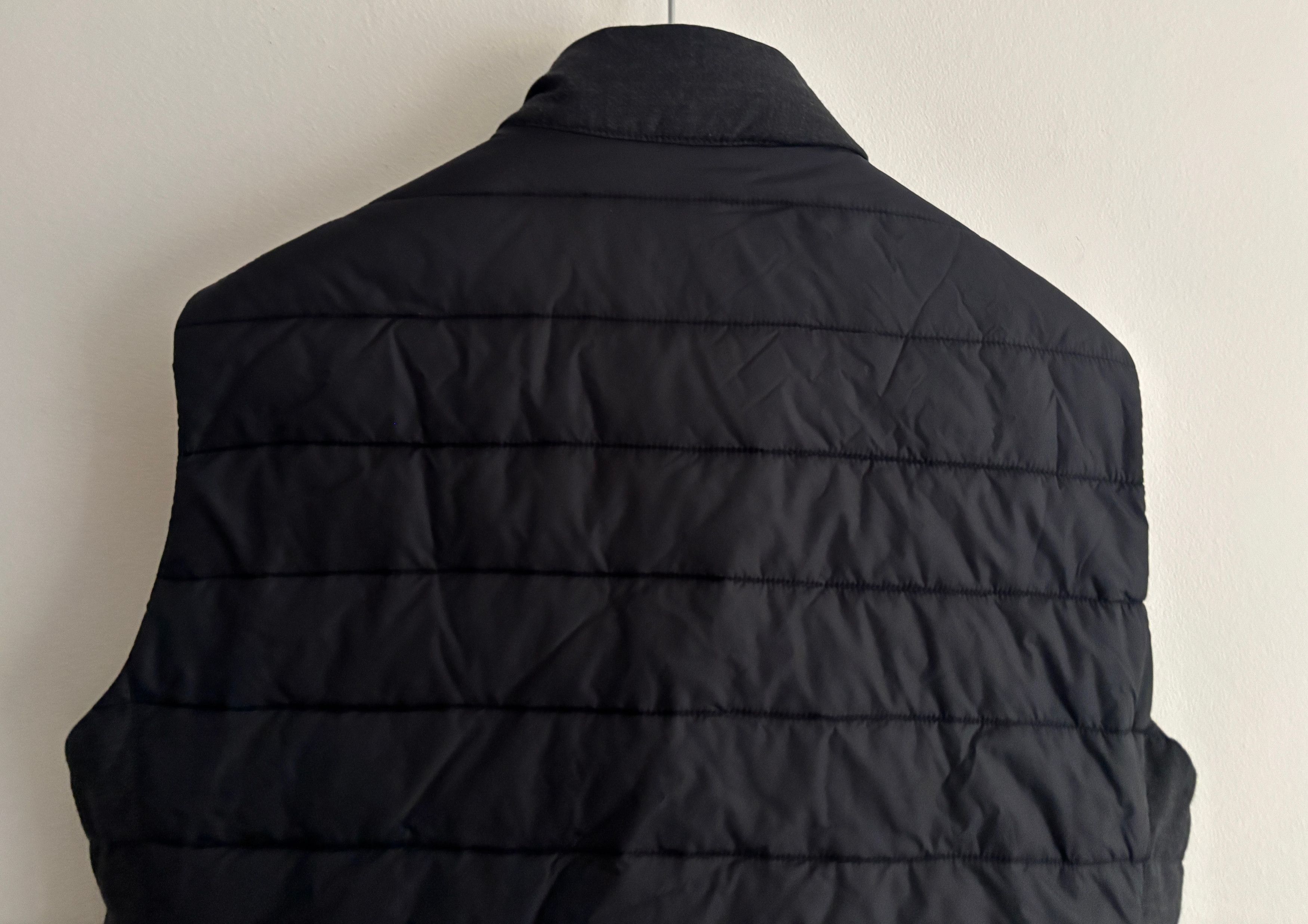 Saks Fifth Avenue $335 Quilted Zip Grey Wool Nylon Vest - 42/ Large-XL Size US L / EU 52-54 / 3 - 6 Thumbnail