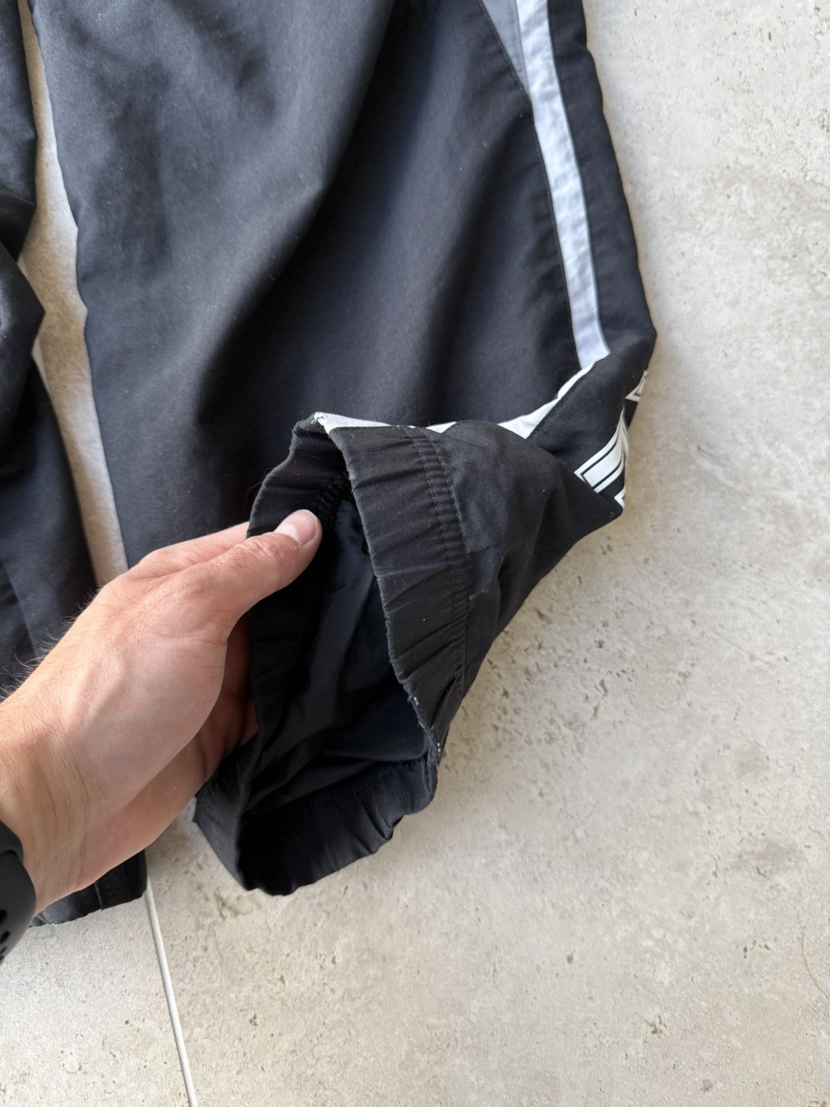 Nike Vintage Nike Nylon pants Size US 36 / EU 52 - 3 Thumbnail
