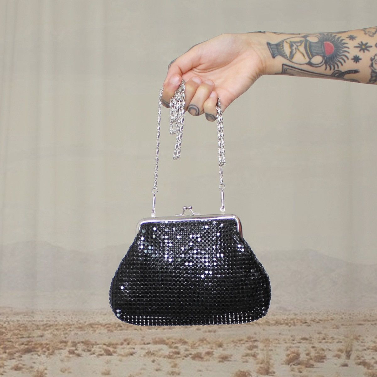 Vintage 🎱BLACK MINI BAG🎱 Size ONE SIZE - 1 Thumbnail