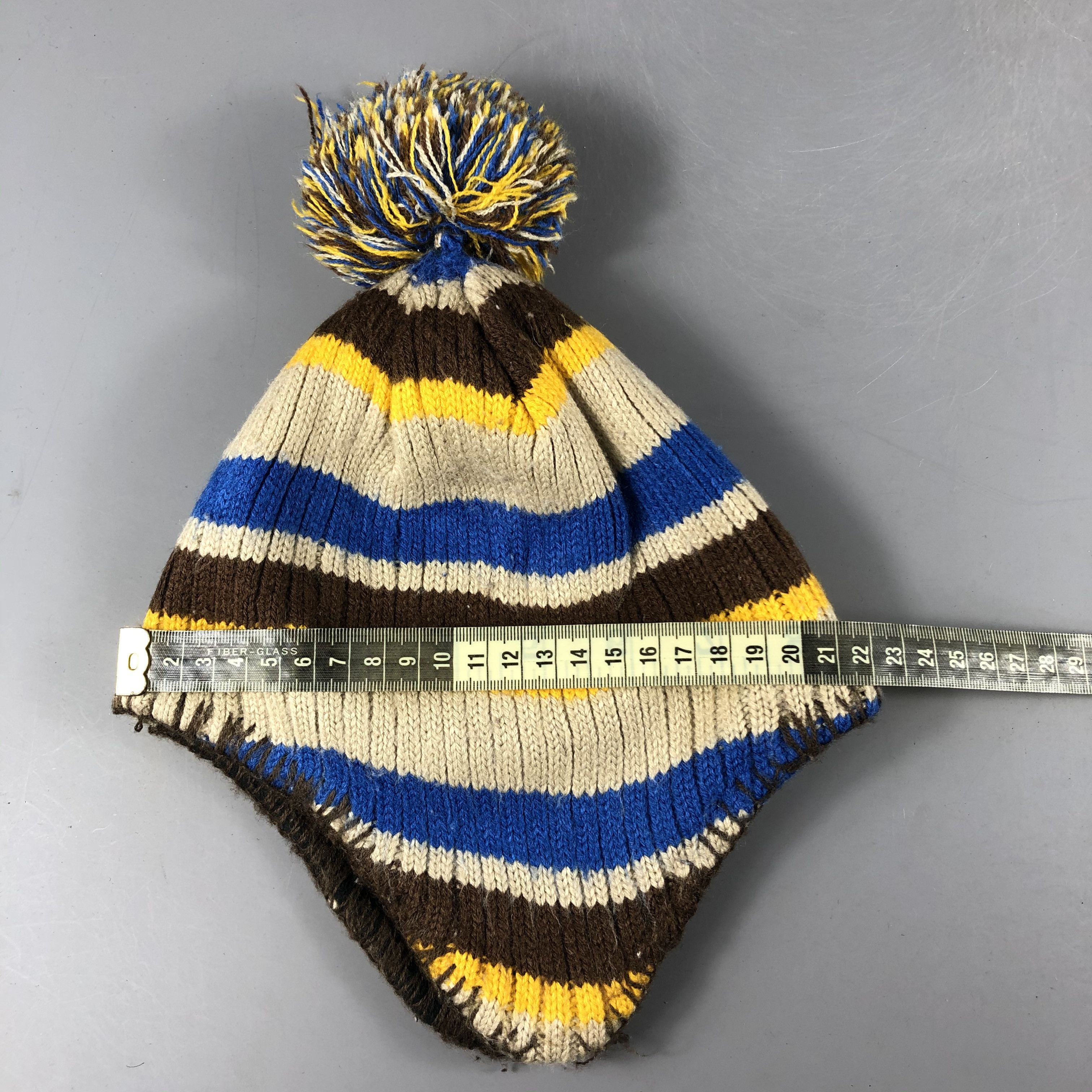 Vintage Ear Flap Hat Stripe PomPom Beanie Snow Hat Snow Cap -D1193 Size ONE SIZE - 4 Thumbnail