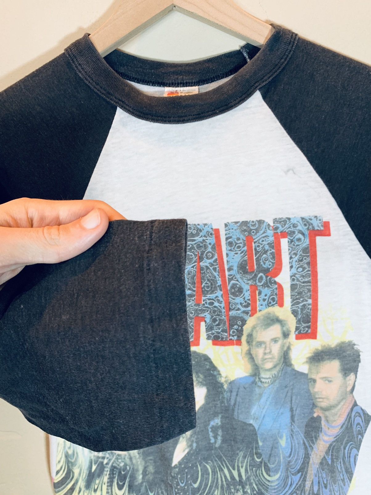 Band Tees × Vintage *RARE* Vintage 1985 Heart World Tour Single Stitch Shirt Size US L / EU 52-54 / 3 - 5 Thumbnail