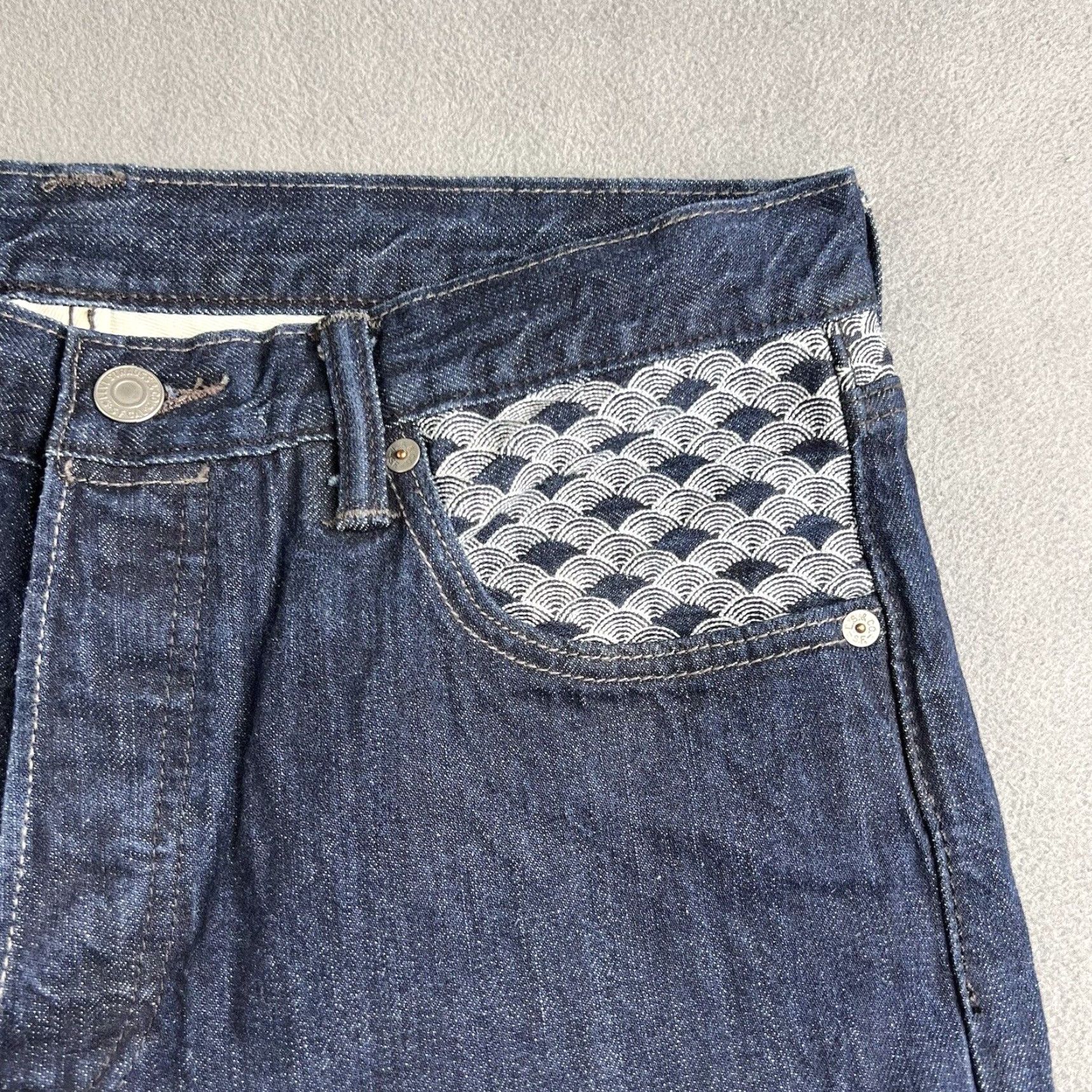 Levi's Levi's 501 Jeans Embroidered 90s Grunge Size US 32 / EU 48 - 4 Thumbnail