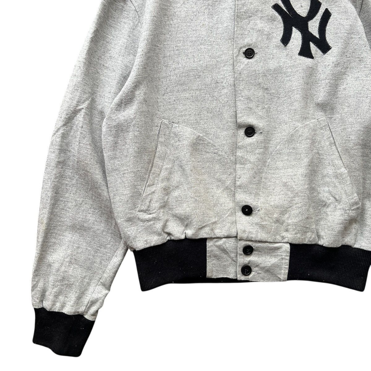 New York Yankees Vintage 80s 90s New York Yankees Empire Button Bomber Jacket Size US L / EU 52-54 / 3 - 7 Thumbnail