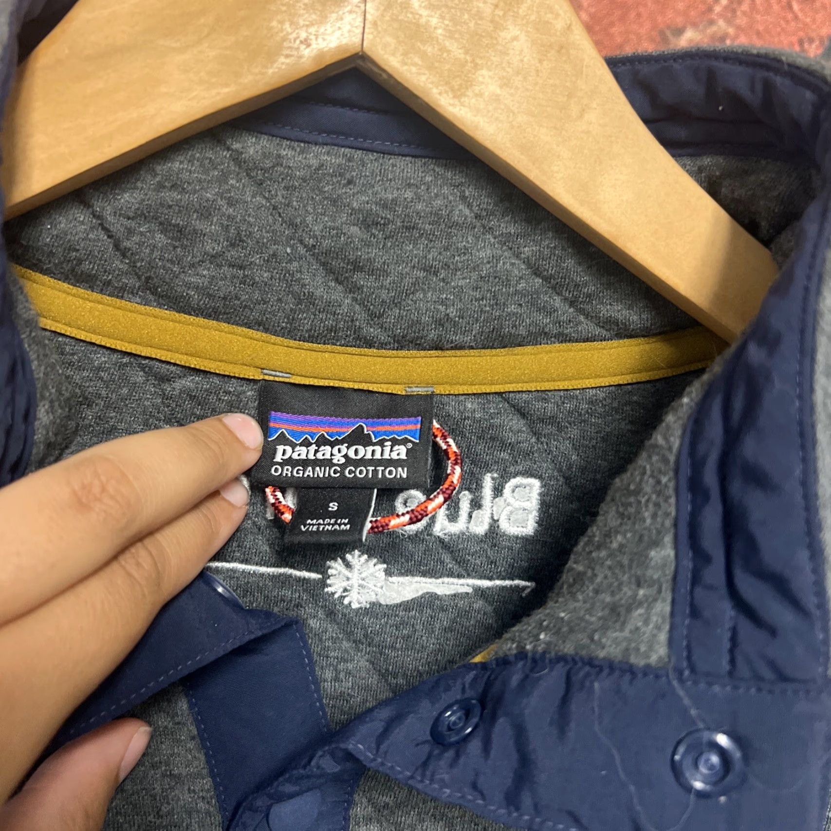 Patagonia Patagonia Sweater Men’s Size S Gray Quilt Snap T Pullover Organic Logo Logo Quilted All Seasons Pullover Size US S / EU 44-46 / 1 - 2 Thumbnail