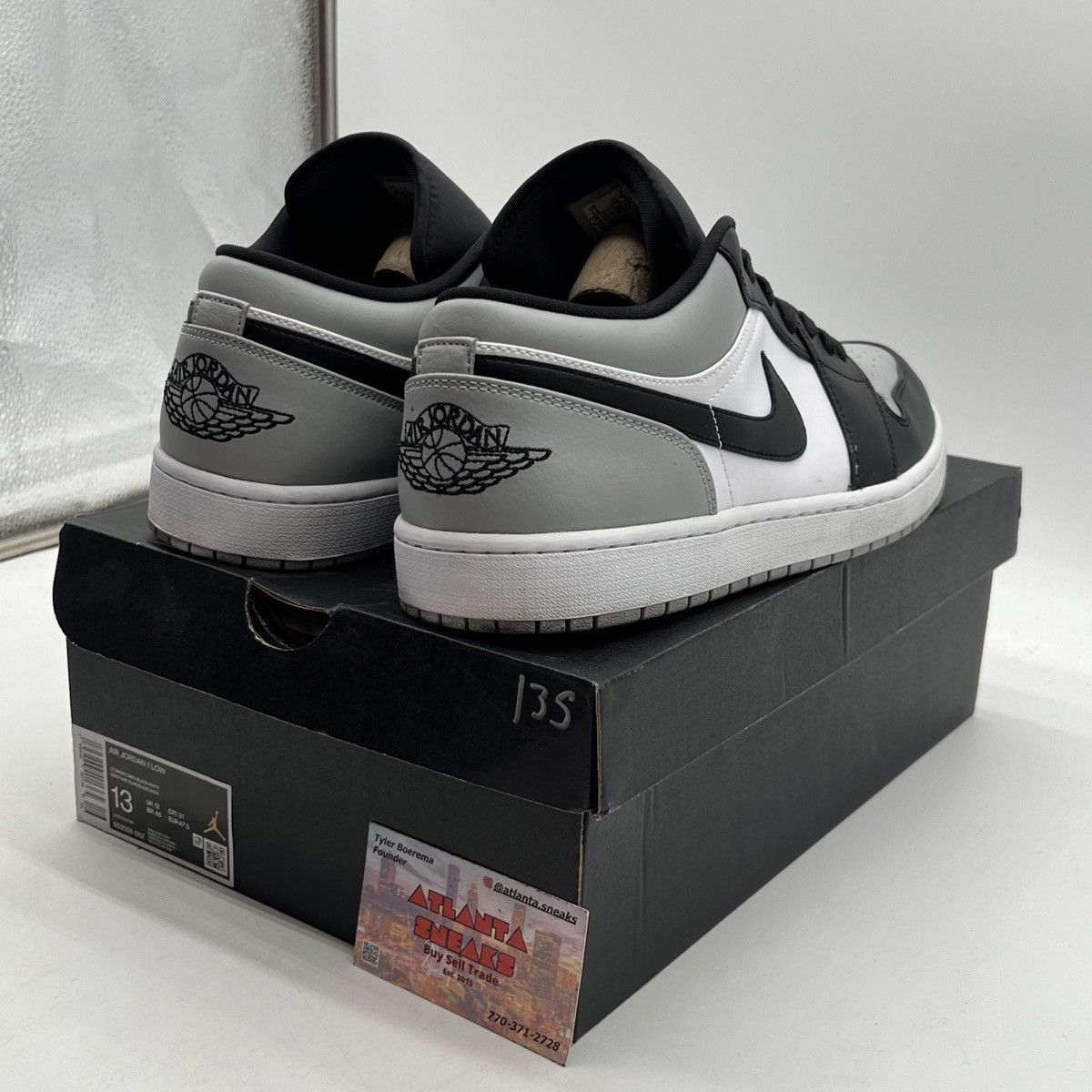 Nike Air Jordan 1 low shadow toe Size US 13 / EU 46 - 5 Thumbnail