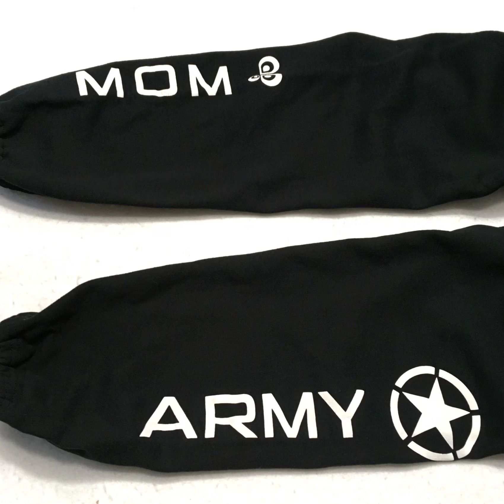 Gildan Vintage ARMY MOM Sweatpants Size small black spell out legs Size 28" / US 6 / IT 42 - 2 Thumbnail
