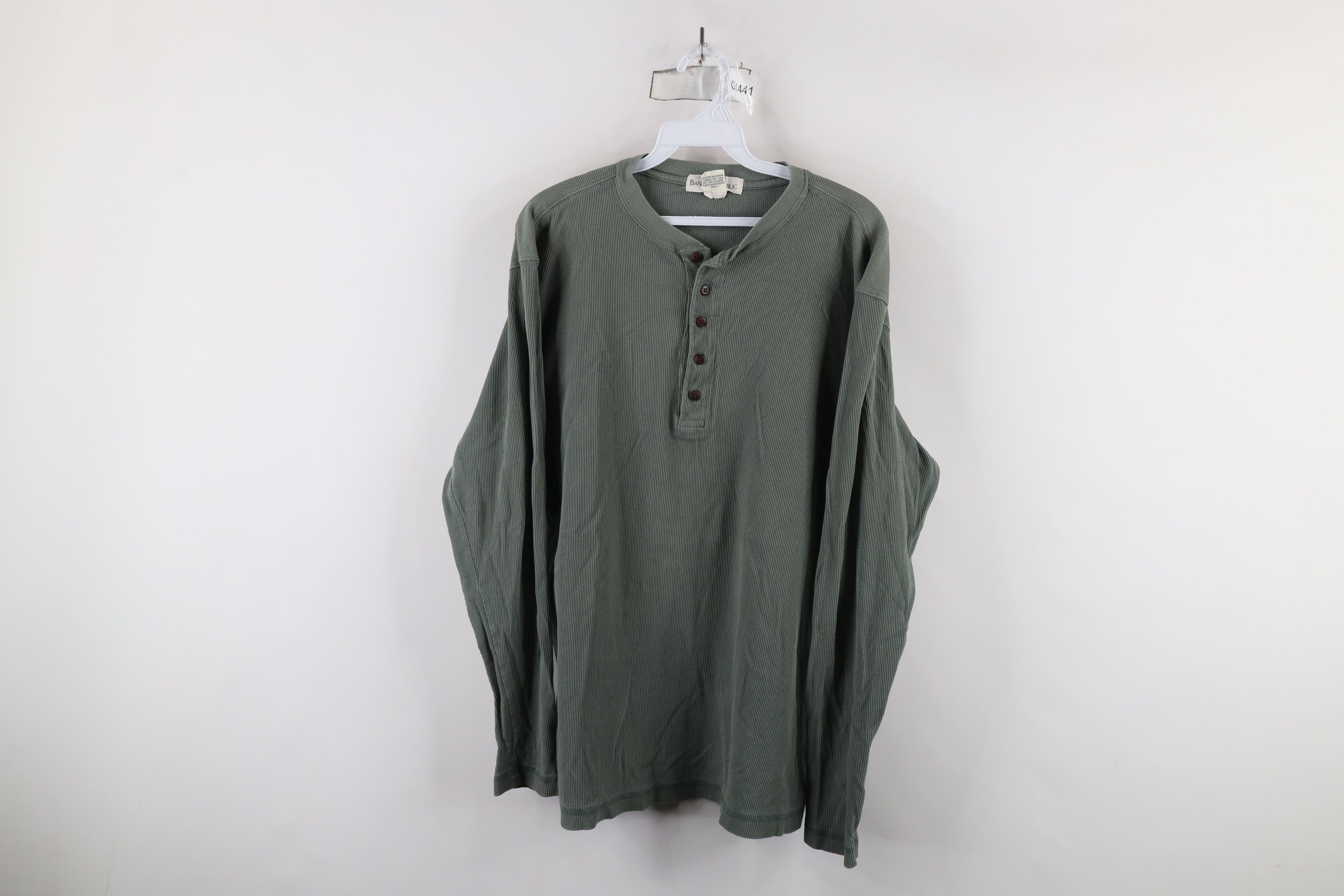 Banana Republic × Vintage Vintage 90s Banana Republic Long Sleeve Henley T-Shirt Size US L / EU 52-54 / 3 - 1 Thumbnail