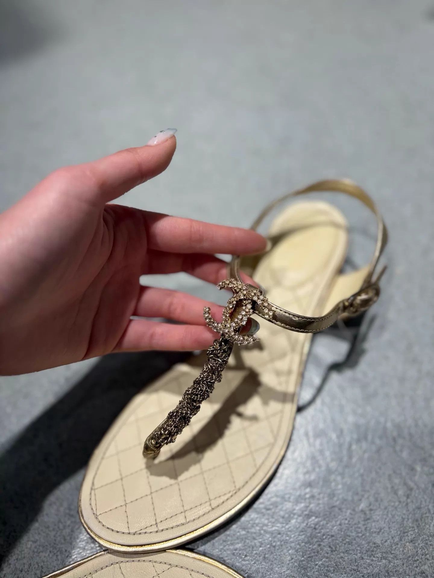 Chanel Chanel Gold Large Logo Flip Flops 99 New Size 37 Size US 6.5 / IT 36.5 - 1 Thumbnail