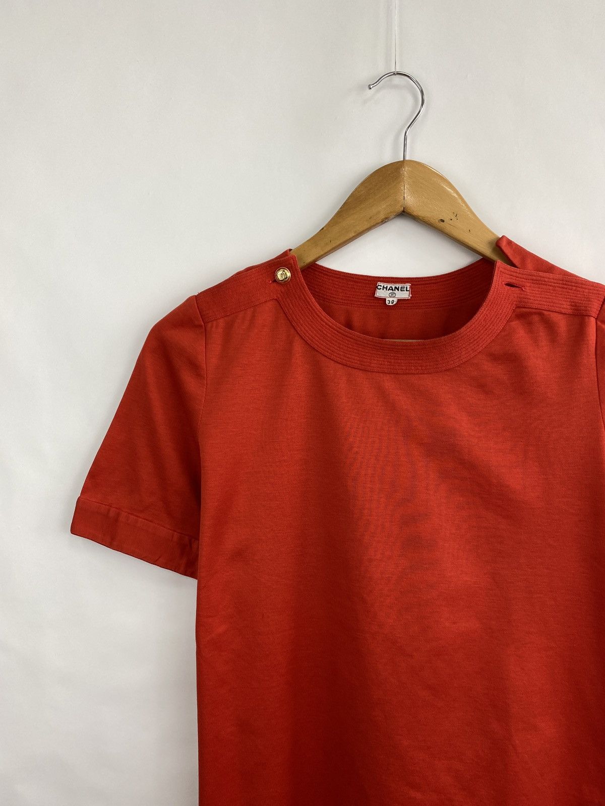 Chanel 🇫🇷 Vintage 80s Chanel T-Shirt Made in France Size S / US 4 / IT 40 - 2 Thumbnail