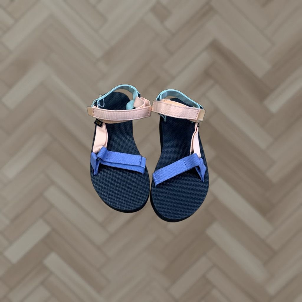 Teva VINTAGE Teva Sandal Women 10 US 41 EU 8 UK 27 Japan Black Teva Flatform Universal Strappy Platform Sandals Size US 8 / IT 38 - 1 Thumbnail