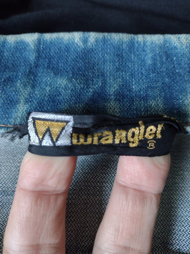 Wrangler Vintage 80s Wrangler 124MJ 'KISS' with Patches & Button Size US S / EU 44-46 / 1 - 5 Thumbnail