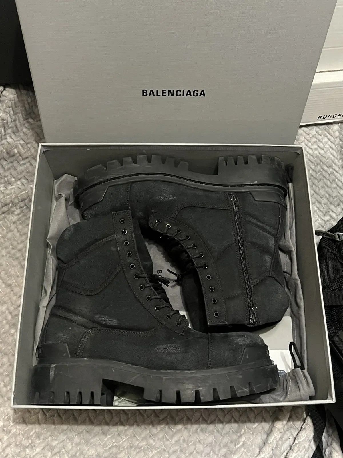 Balenciaga Balenciaga Combat Strike Boots Size US 11 / EU 44 - 1 Thumbnail