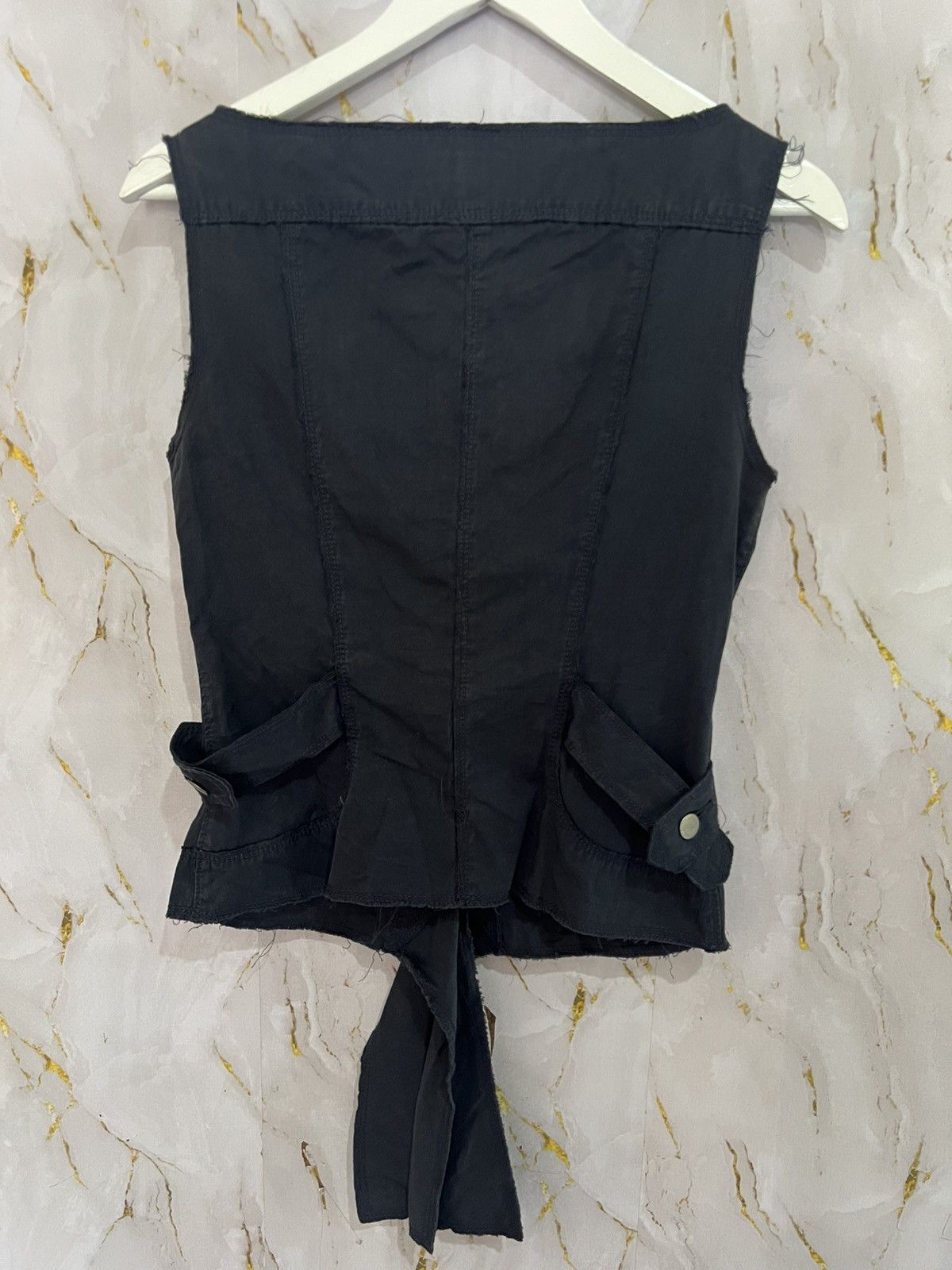 BURBERRY LONDON VEST