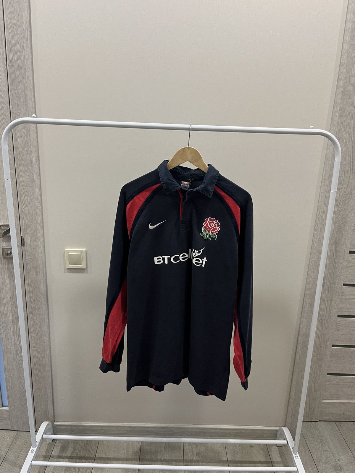 Nike Vintage Nike England Rugby Union 99-01 Long Sleeve Jersey Size US XL / EU 56 / 4 - 1 Thumbnail