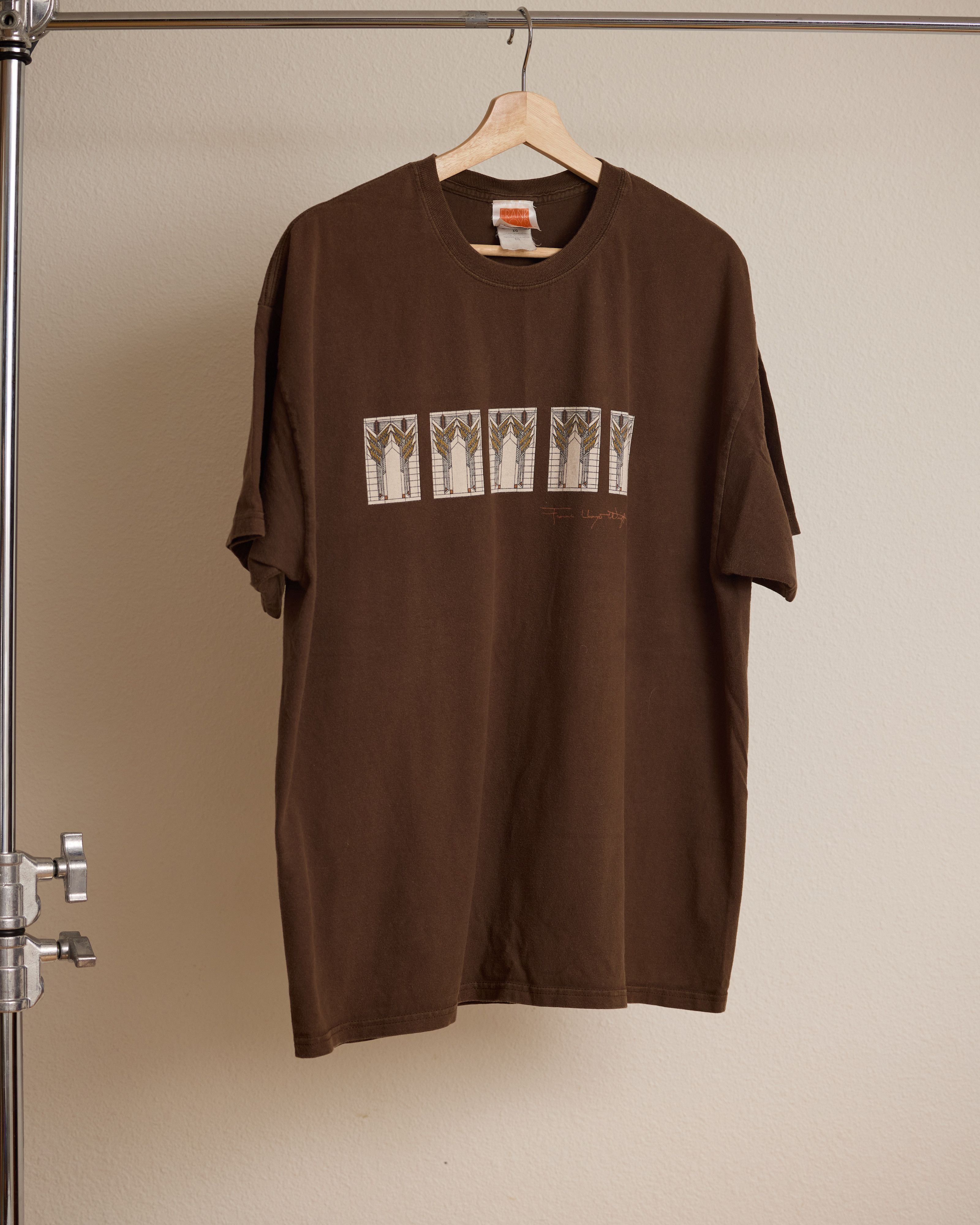 Vintage Vintage Frank Llyod Wright T-Shirt Size US XL / EU 56 / 4 - 1 Thumbnail