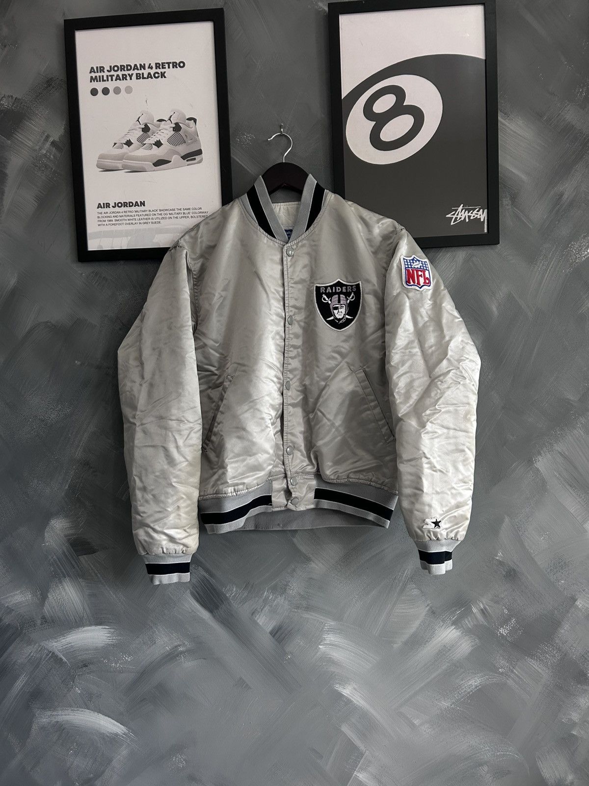 Vntg 80/90s Oakland Raiders Pro Line Silver Bomber Jacket