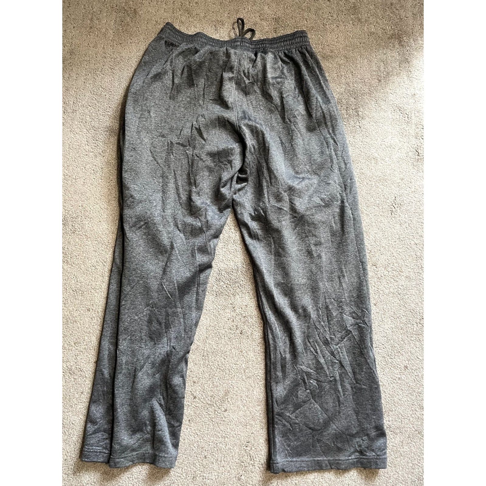 Under Armour Under Armour Men's Size Large Loose Jogger Sweatpants Solid Gray Sweatpants Regular Fit Pockets Logo Activewear Casual Mens Size US 33 - 3 Thumbnail