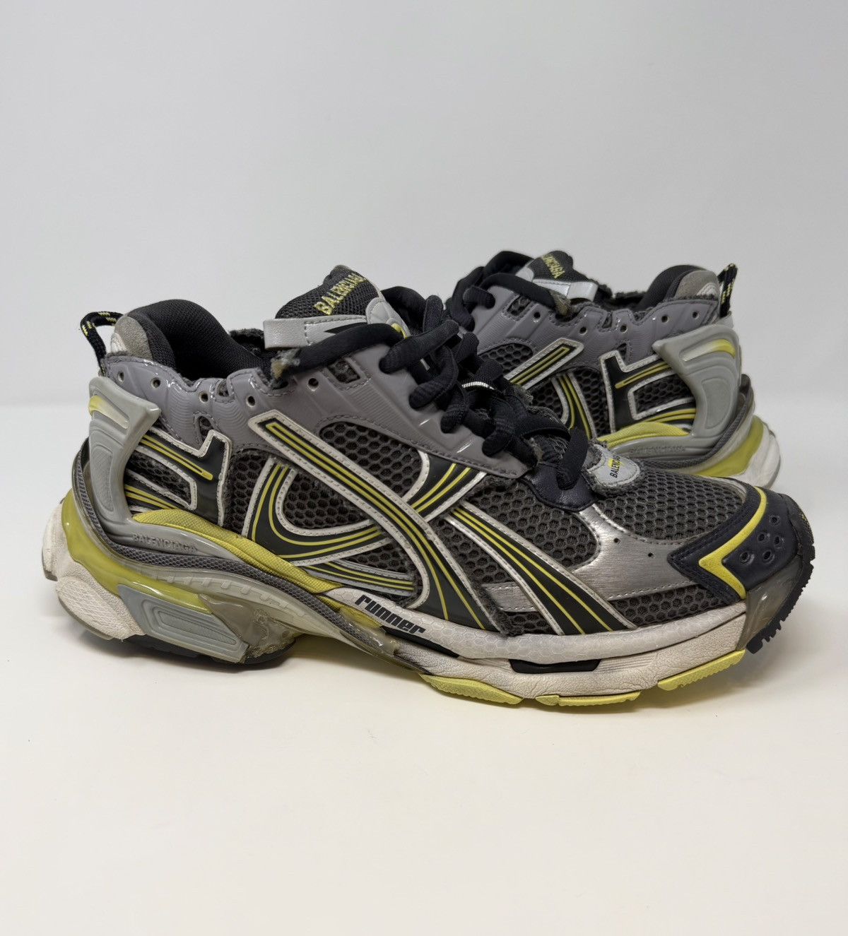 Balenciaga Balenciaga Runner Sneaker Grey/Yellow Size US 10 / EU 43 - 1 Thumbnail