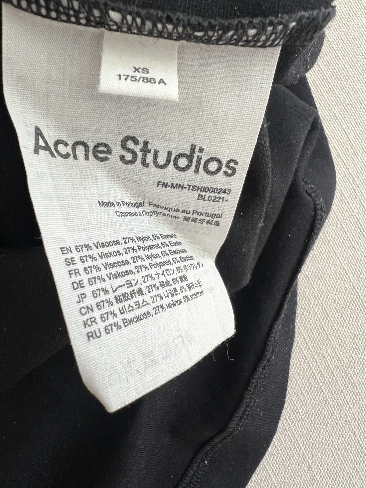 Acne Studios Authentic Acne Studios Rib Neck Logo T-shirt XS Black Size US XS / EU 42 / 0 - 2 Thumbnail