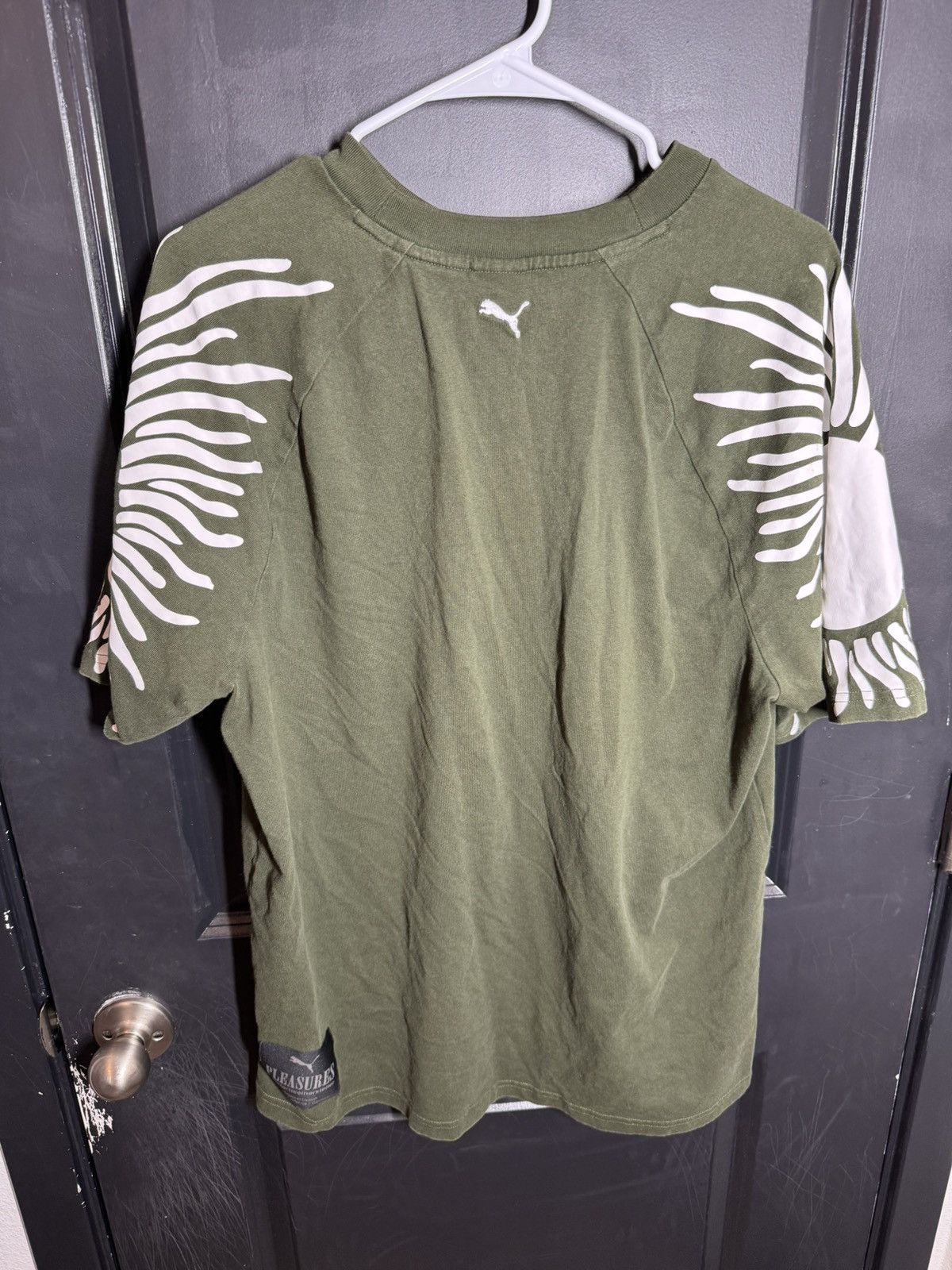 Pleasures × Puma Pleasures x Puma Sun Sleeve Tee Size US L / EU 52-54 / 3 - 2 Thumbnail