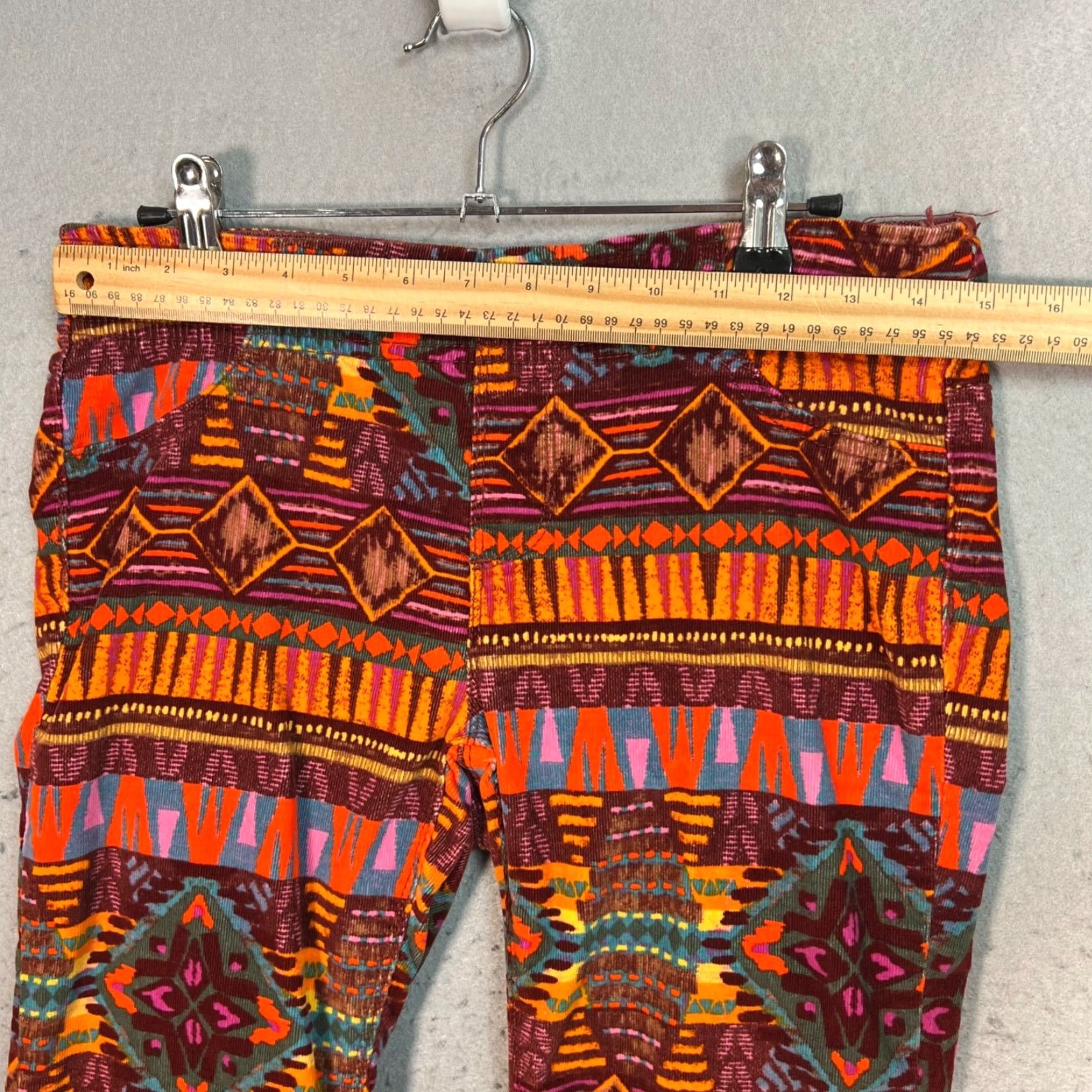 Vintage We The Free Womens Flare Pants Casual Tribal Pattern Size 27 Orange Cotton Blend Size 27" / US 4 / IT 40 - 6 Thumbnail