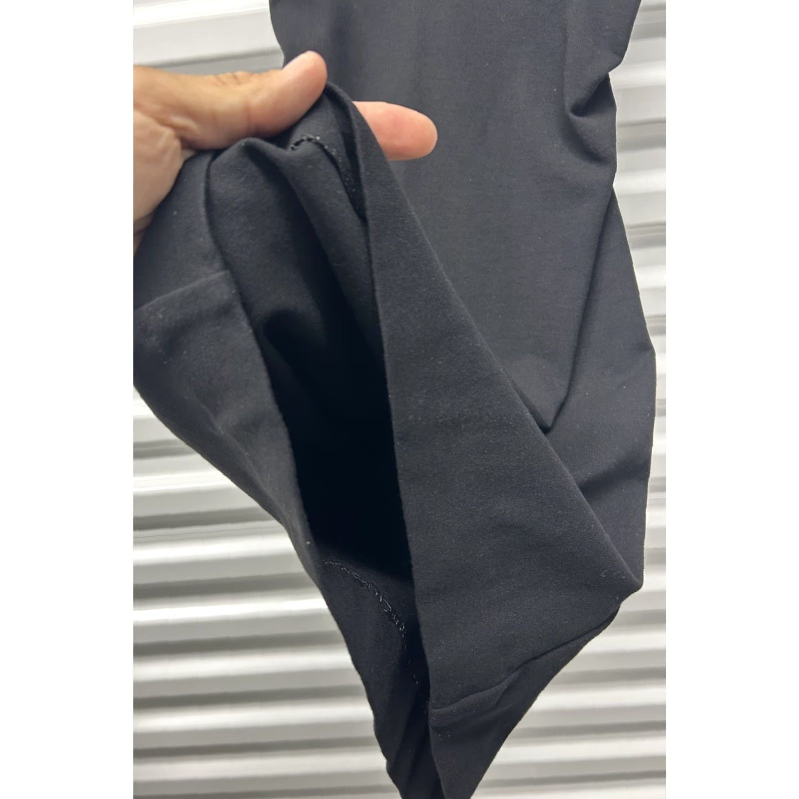 Diane von Furstenberg Diane von Furstenberg Women’s Bodycon Dress One Shoulder Black Knit Stretch Knee Length Size 2 Size XS / US 0-2 / IT 36-38 - 5 Thumbnail