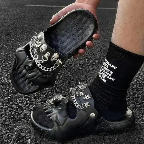 Designer Skull Monster Slippers. Size US 12 / EU 45 - 3 Thumbnail