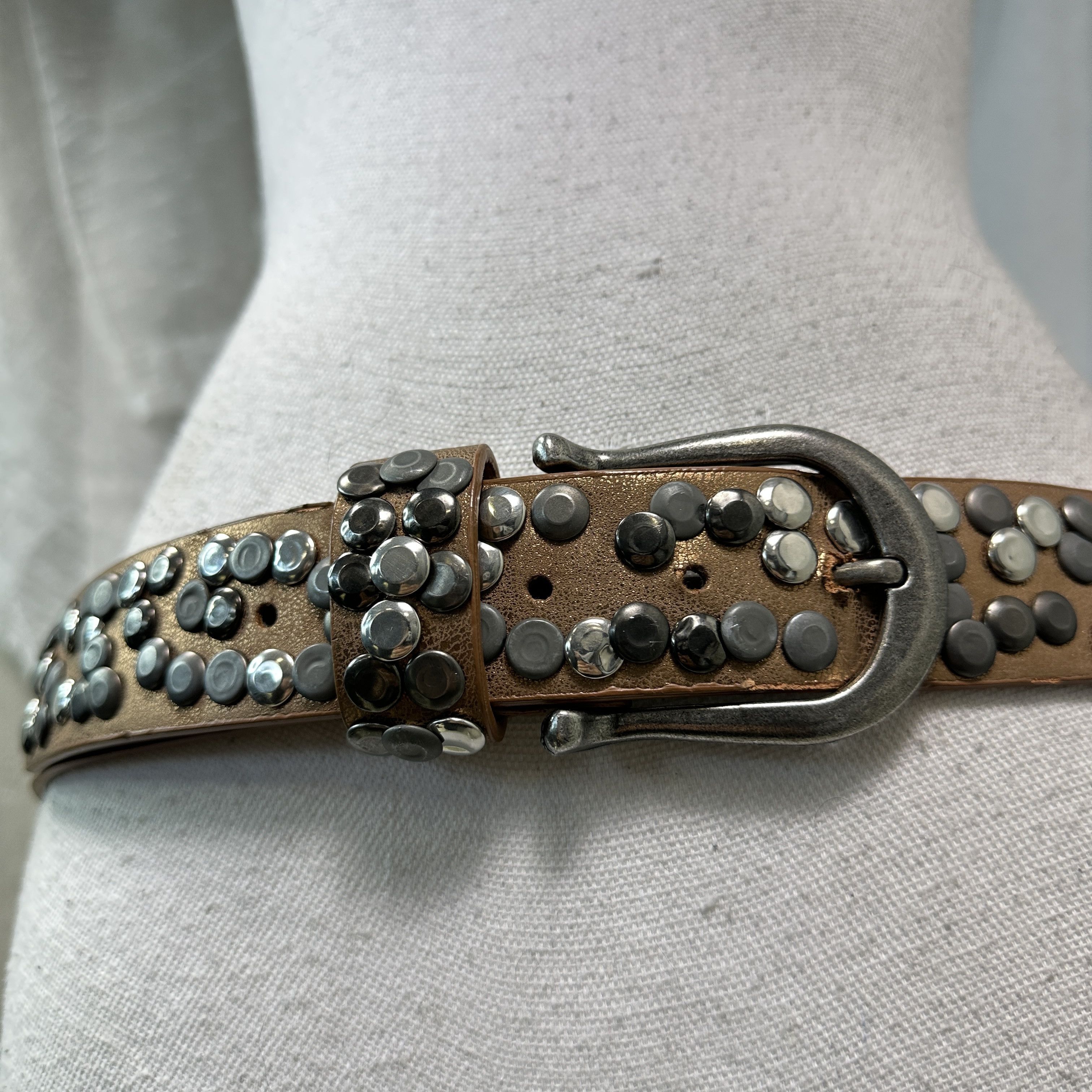Vintage Vintage Avant Garde Studded Grunge Belt Y2K Size ONE SIZE - 6 Thumbnail