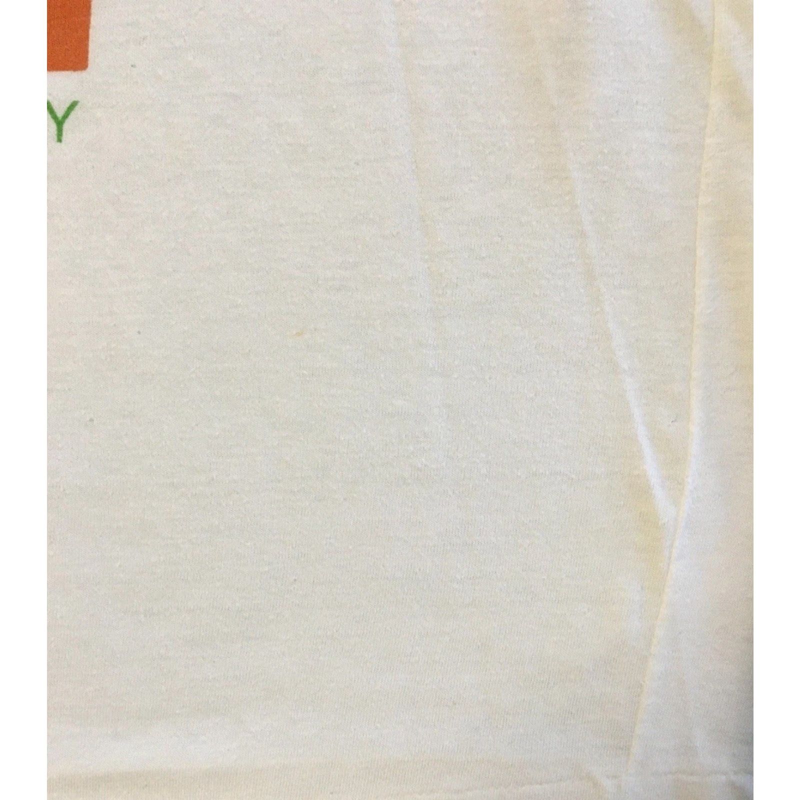 Vintage VINTAGE 90s Club Med ShIrt L White Bar Surf Beach Grunge Pop Art Sun Mexico Gotcha St Thomas California USA 80s 70s 90s Mens T-Shirt Sleeveless Size US L / EU 52-54 / 3 - 6 Thumbnail
