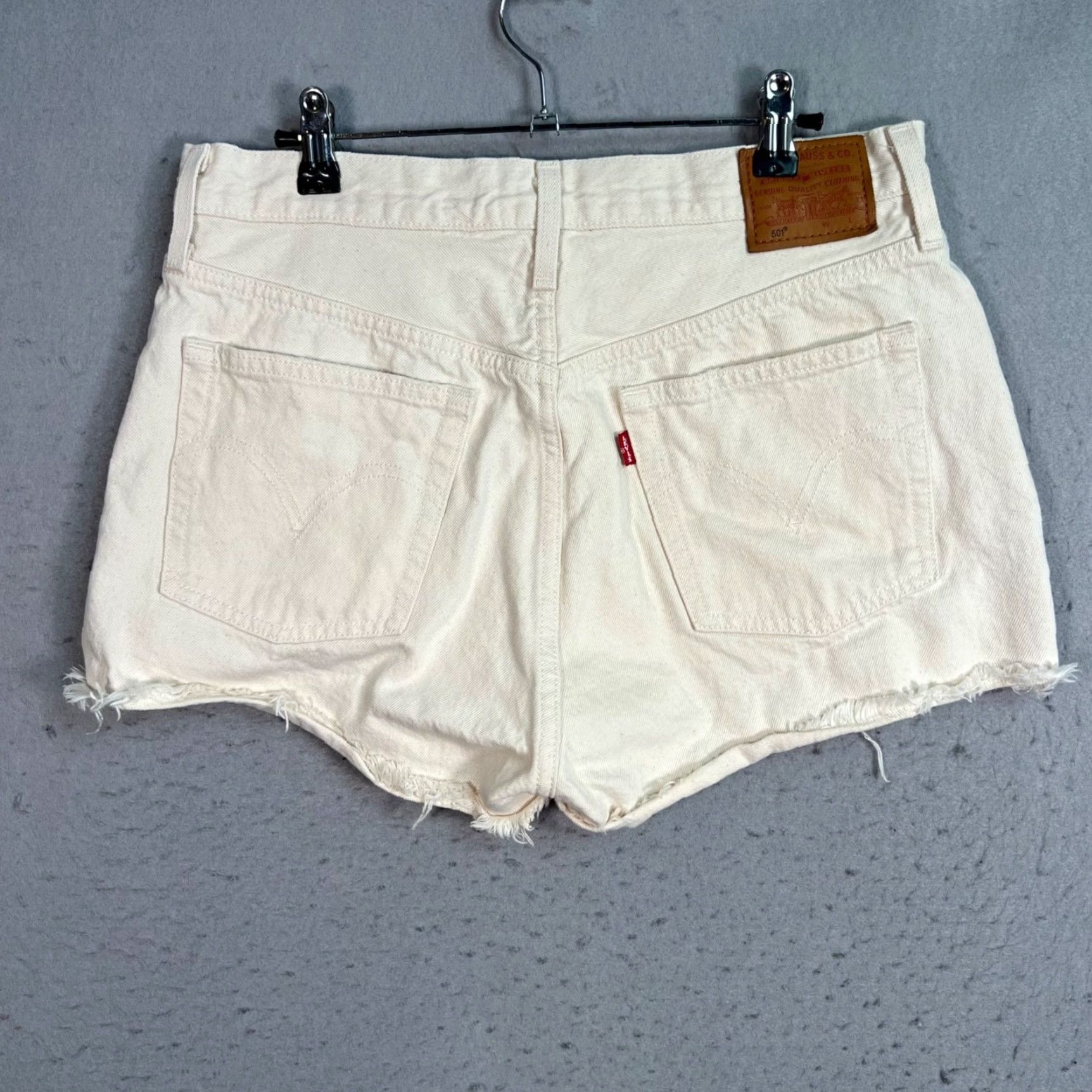 Levi's Levi's Levis Womens 501 High-Waisted Distressed White Denim Shorts Size 30 Size 30" / US 8 / IT 44 - 2 Thumbnail