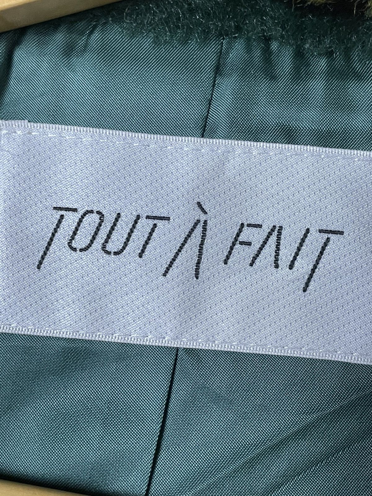 Japanese Brand × Vintage TOUT A FAIT Brand Fuzz Fleece Jacket (116) Size US XS / EU 42 / 0 - 8 Thumbnail