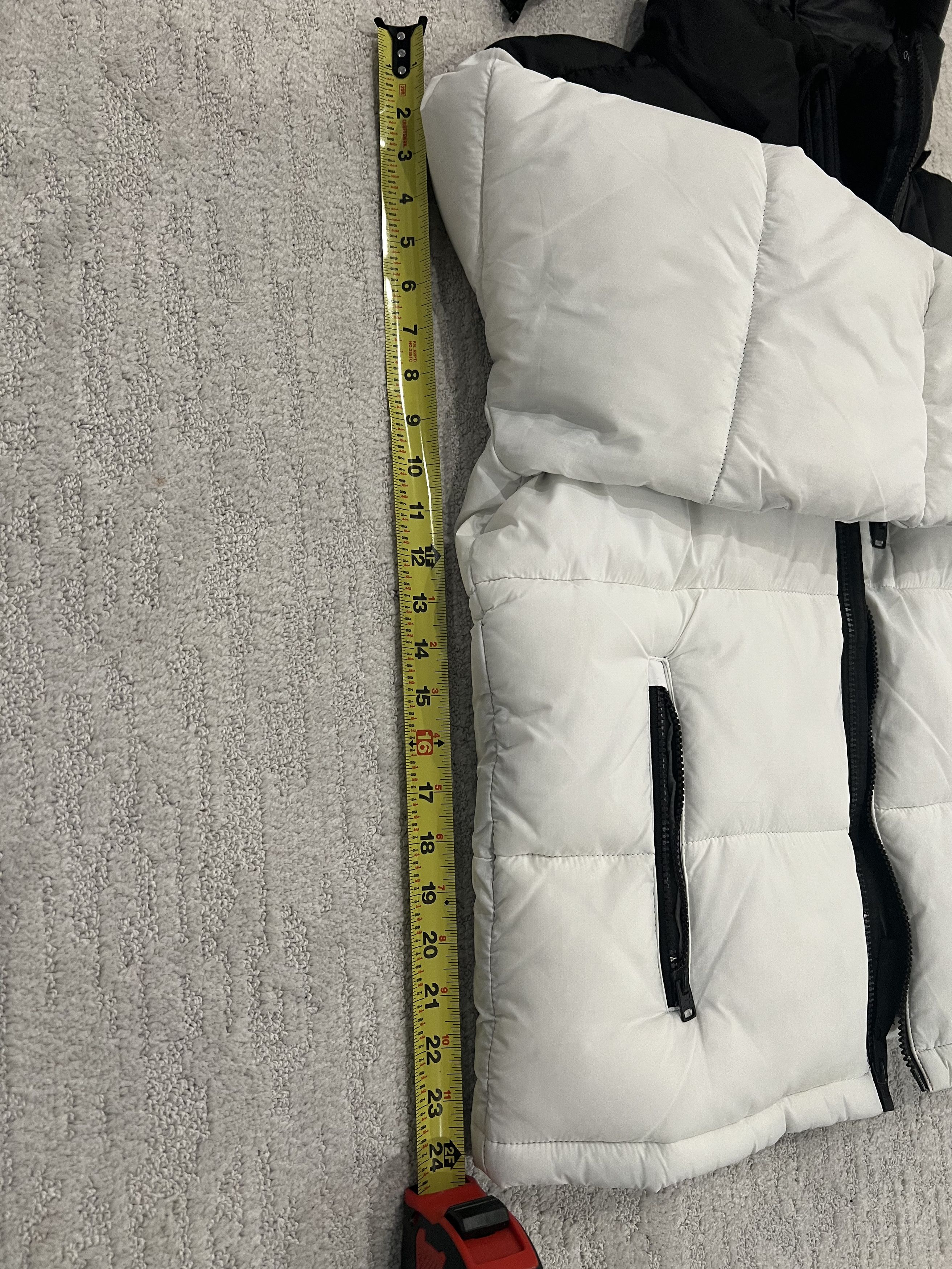 Hollister Hollister's Puffer Collection Black and White Jacket Size US S / EU 44-46 / 1 - 6 Thumbnail