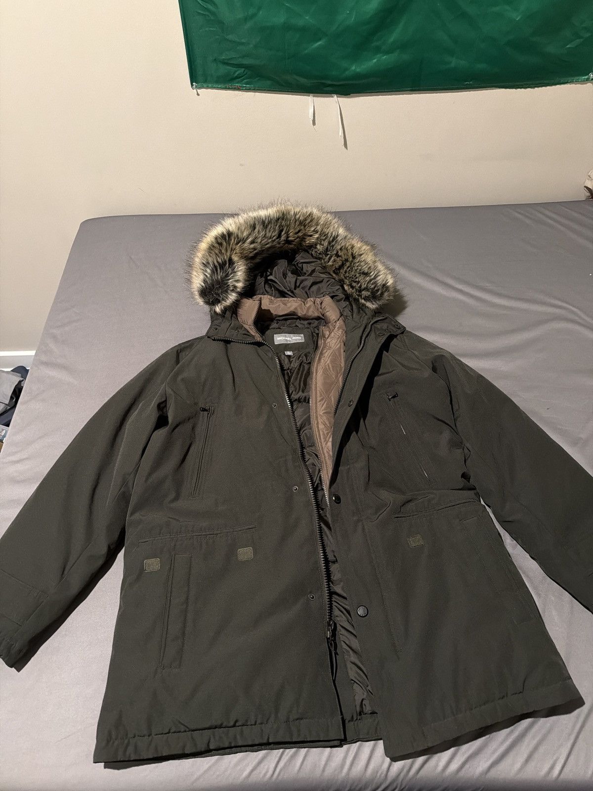 Michael Kors Michael Kors Heavy Winter Jacket Size US L / EU 52-54 / 3 - 1 Preview