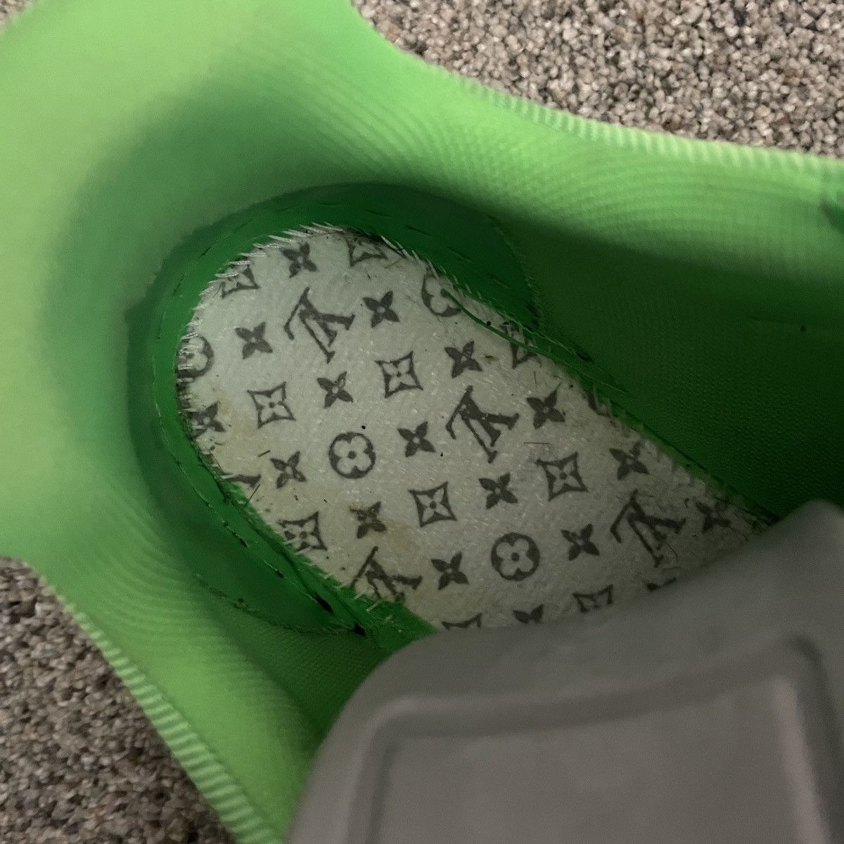 Louis Vuitton LOUIS VUITTON TRAINER GREEN LIMITED Size US 8.5 / EU 41-42 - 9 Thumbnail